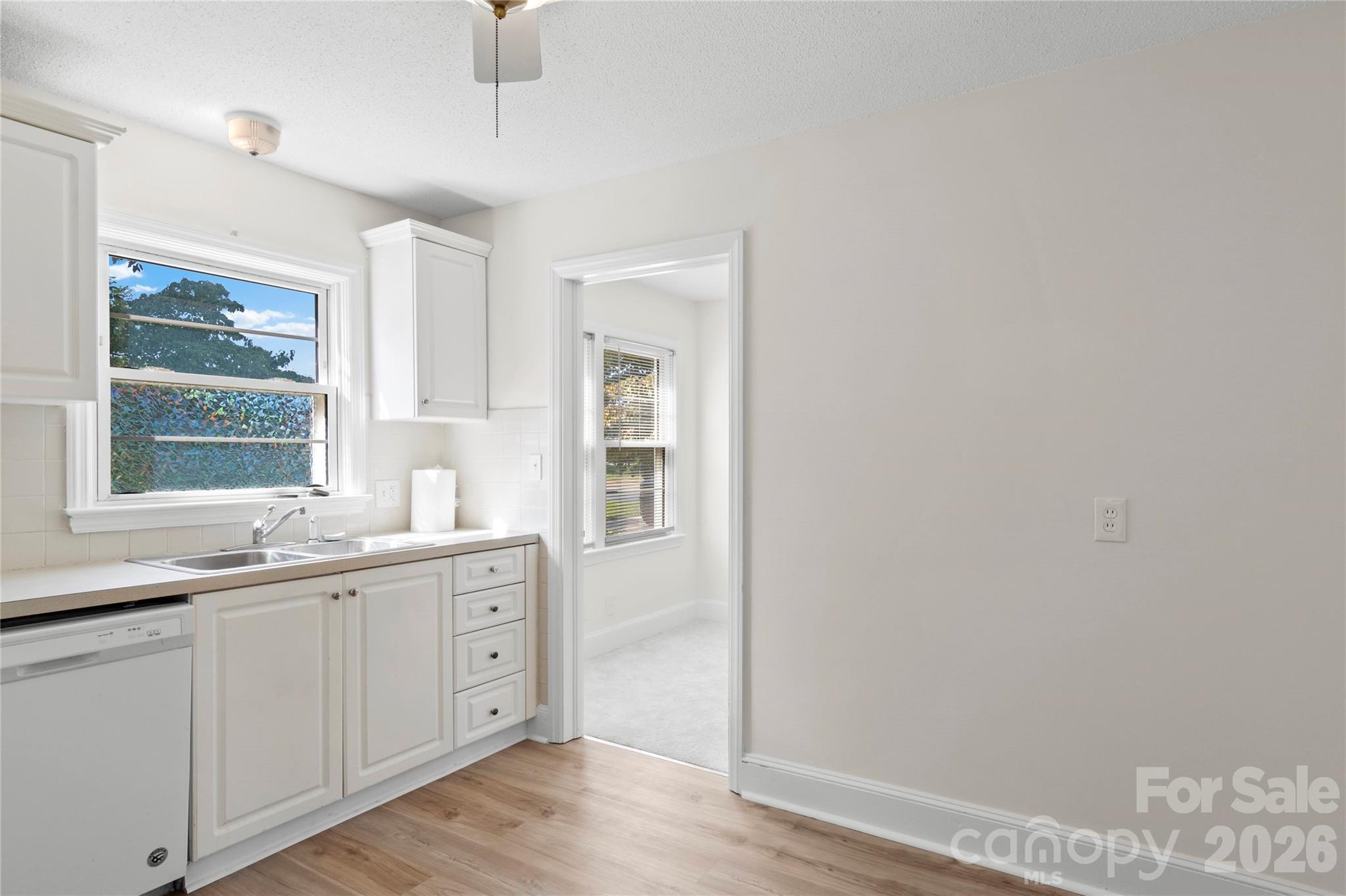 1248 Bolton Street Property Photo 14