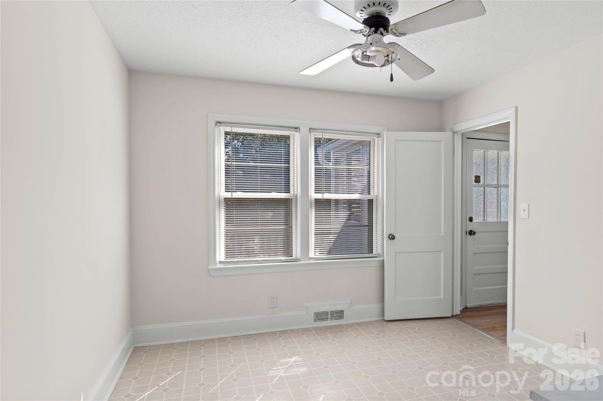 1248 Bolton Street Property Photo 20