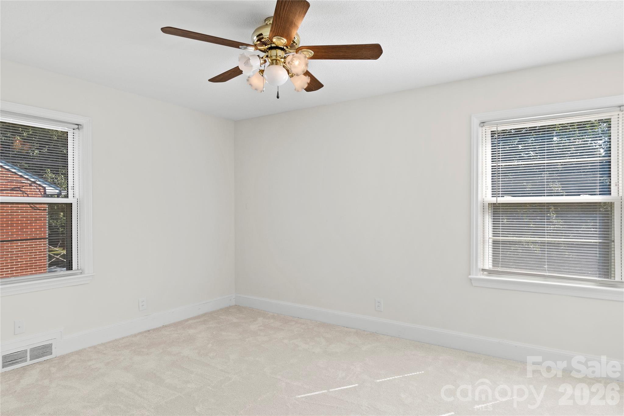 1248 Bolton Street Property Photo 22