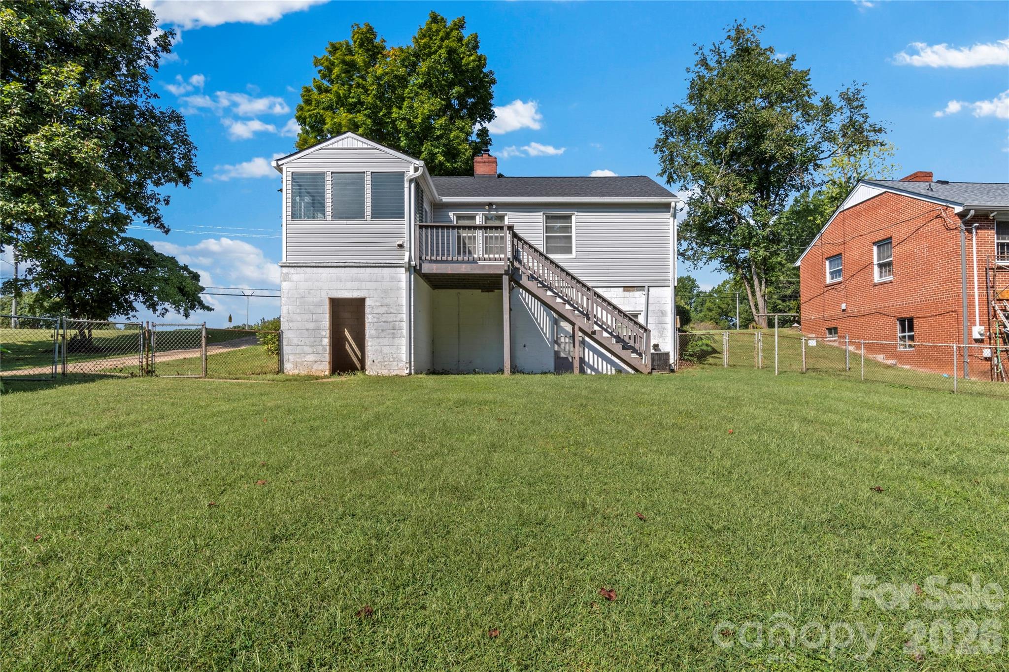 1248 Bolton Street Property Photo 33