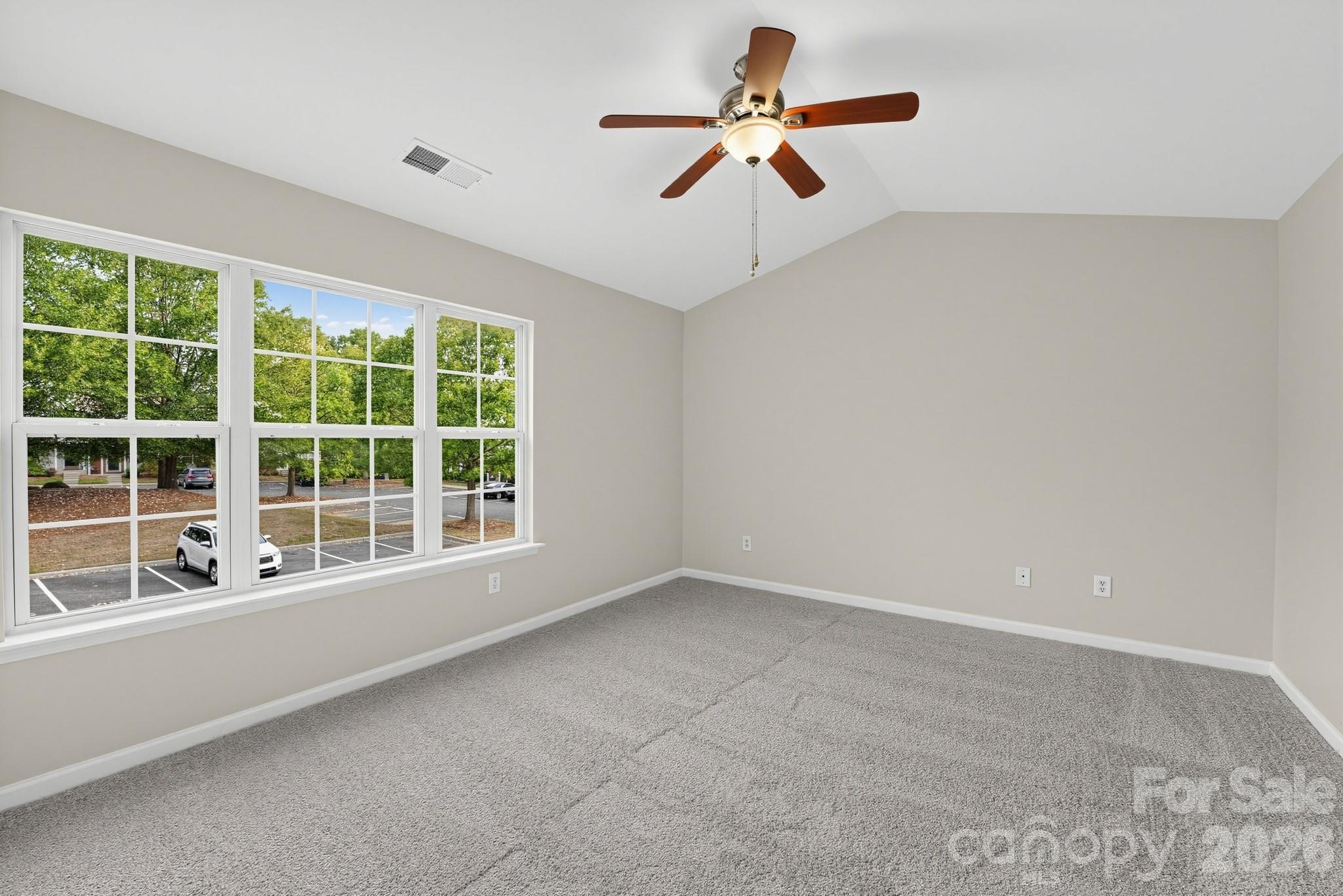 1527 Maypine Commons Way Property Photo 10