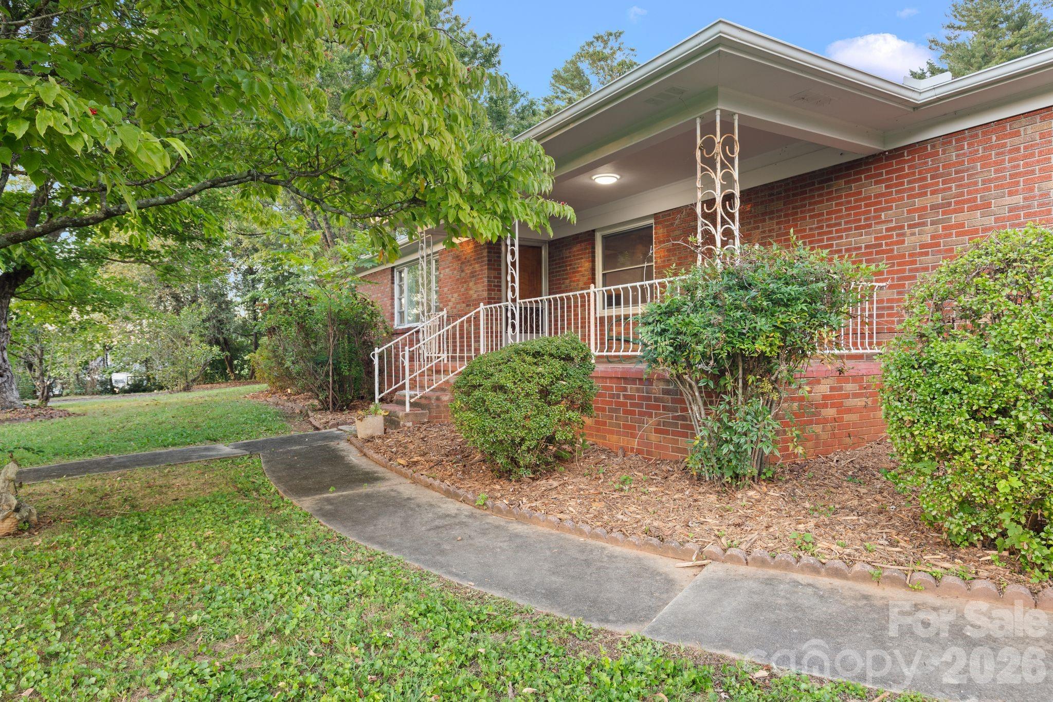 1452 Sweeten Creek Road Property Photo 21