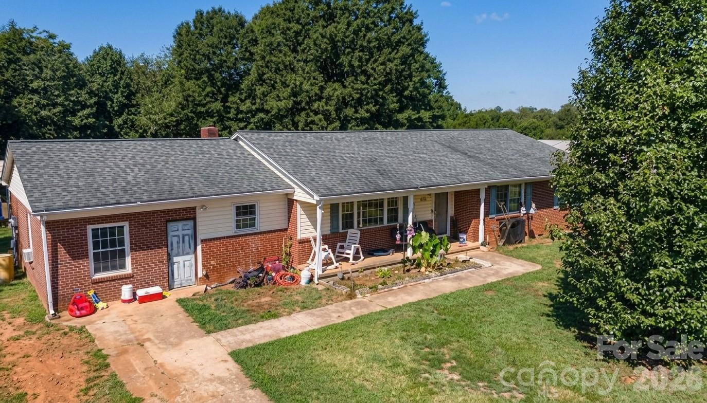613 Plato Lee Road Property Photo 1