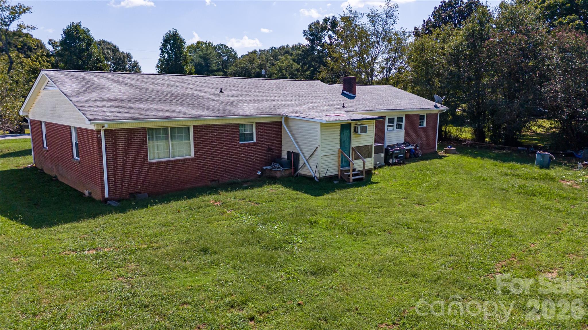 613 Plato Lee Road Property Photo 3