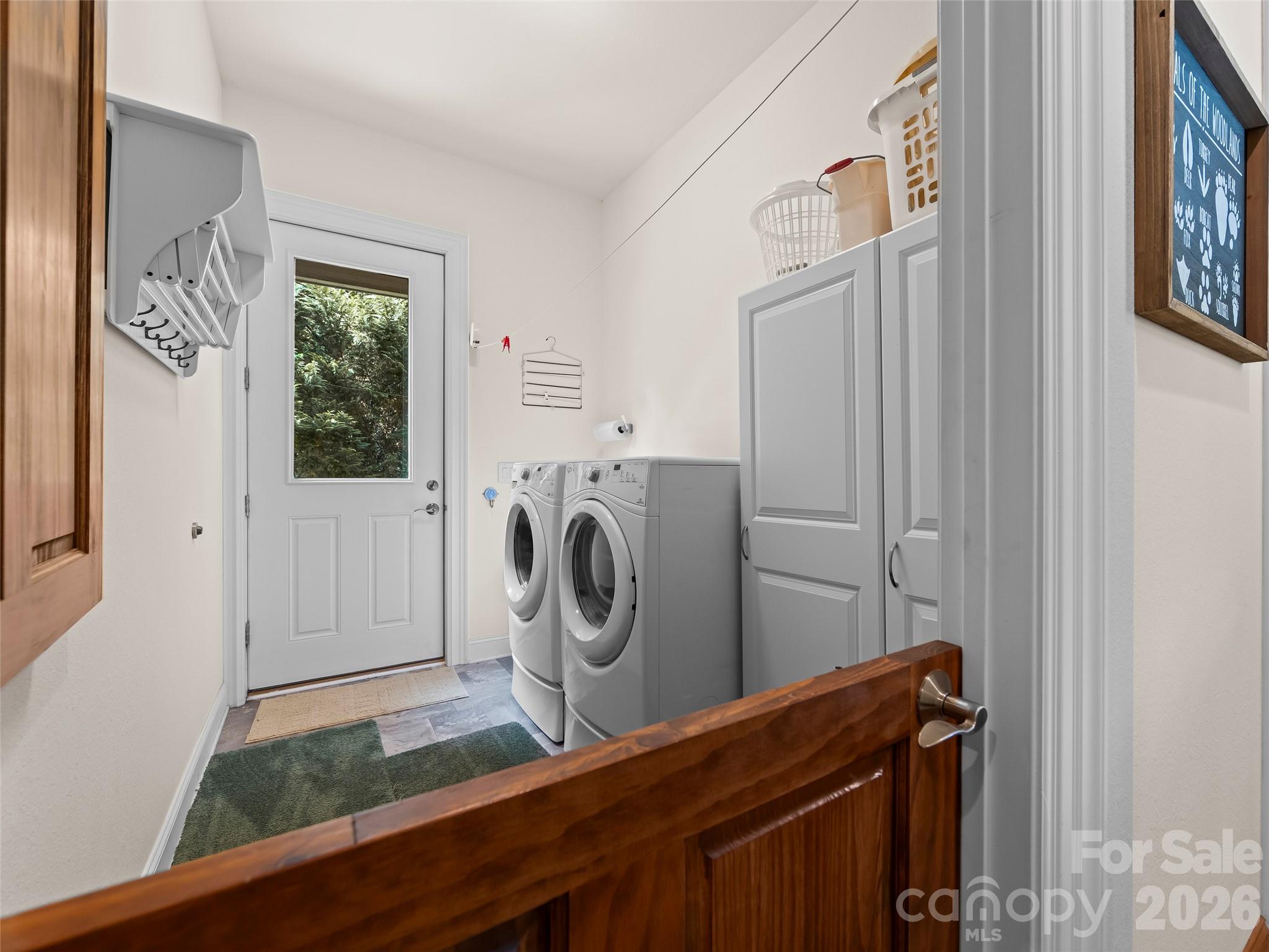 40 Shining Rock Drive Property Photo 26