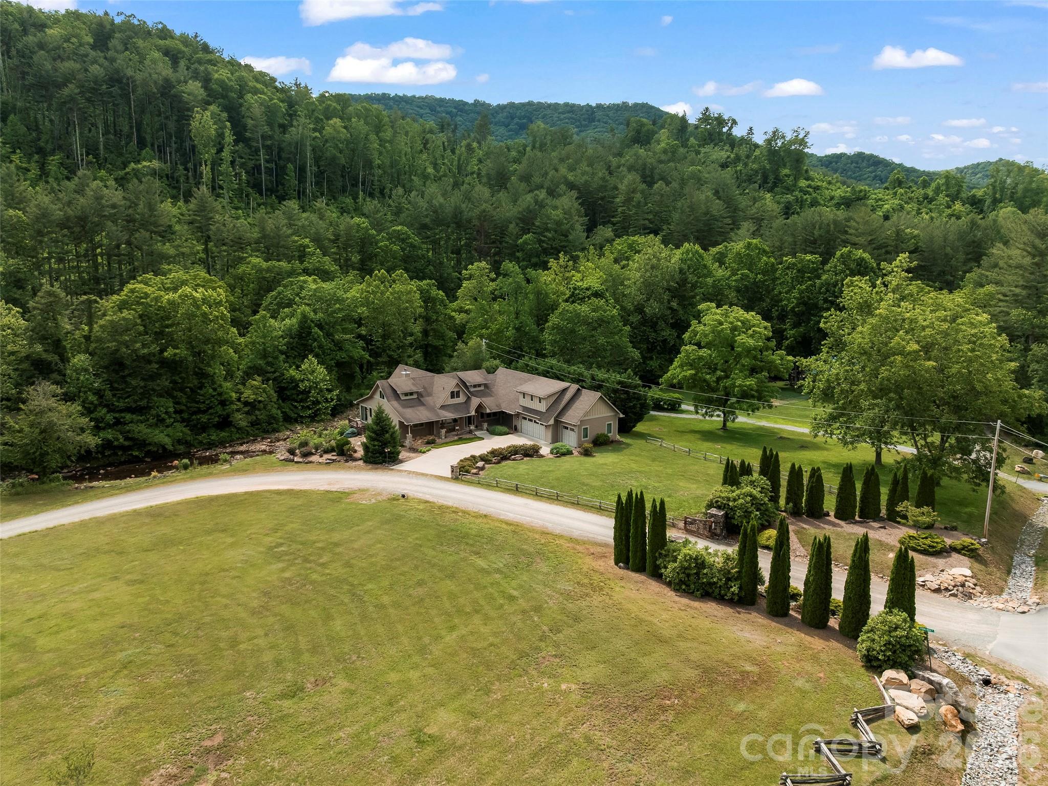 40 Shining Rock Drive Property Photo 42