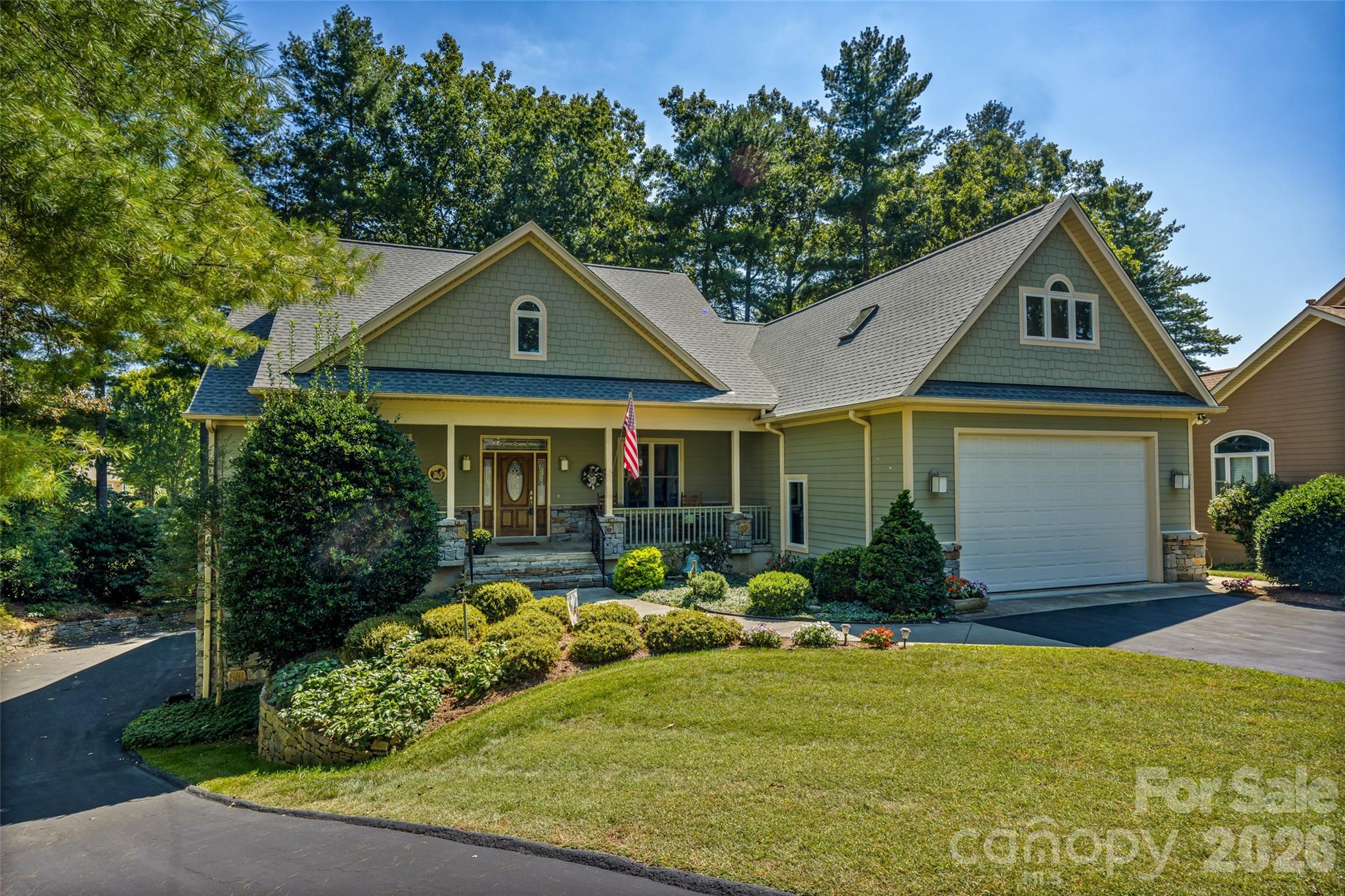 151 Shadowleaf Drive Property Photo 1