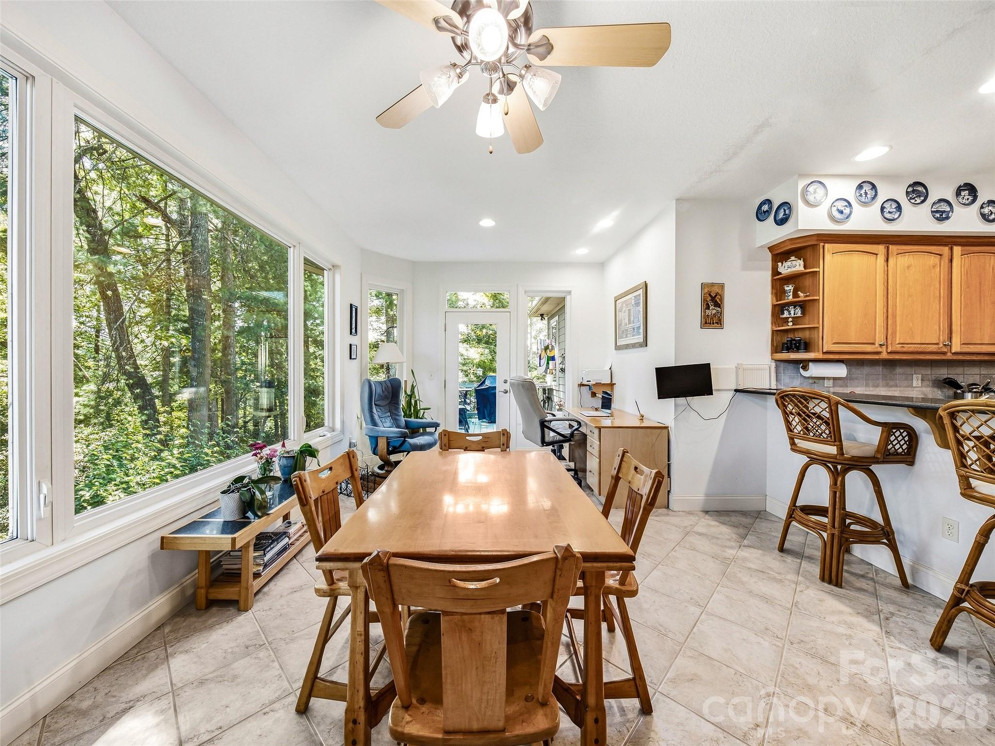 151 Shadowleaf Drive Property Photo 17