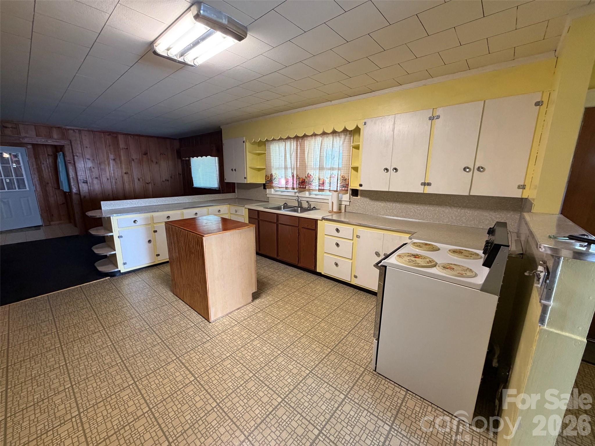 708 Carbon City Road Property Photo 6
