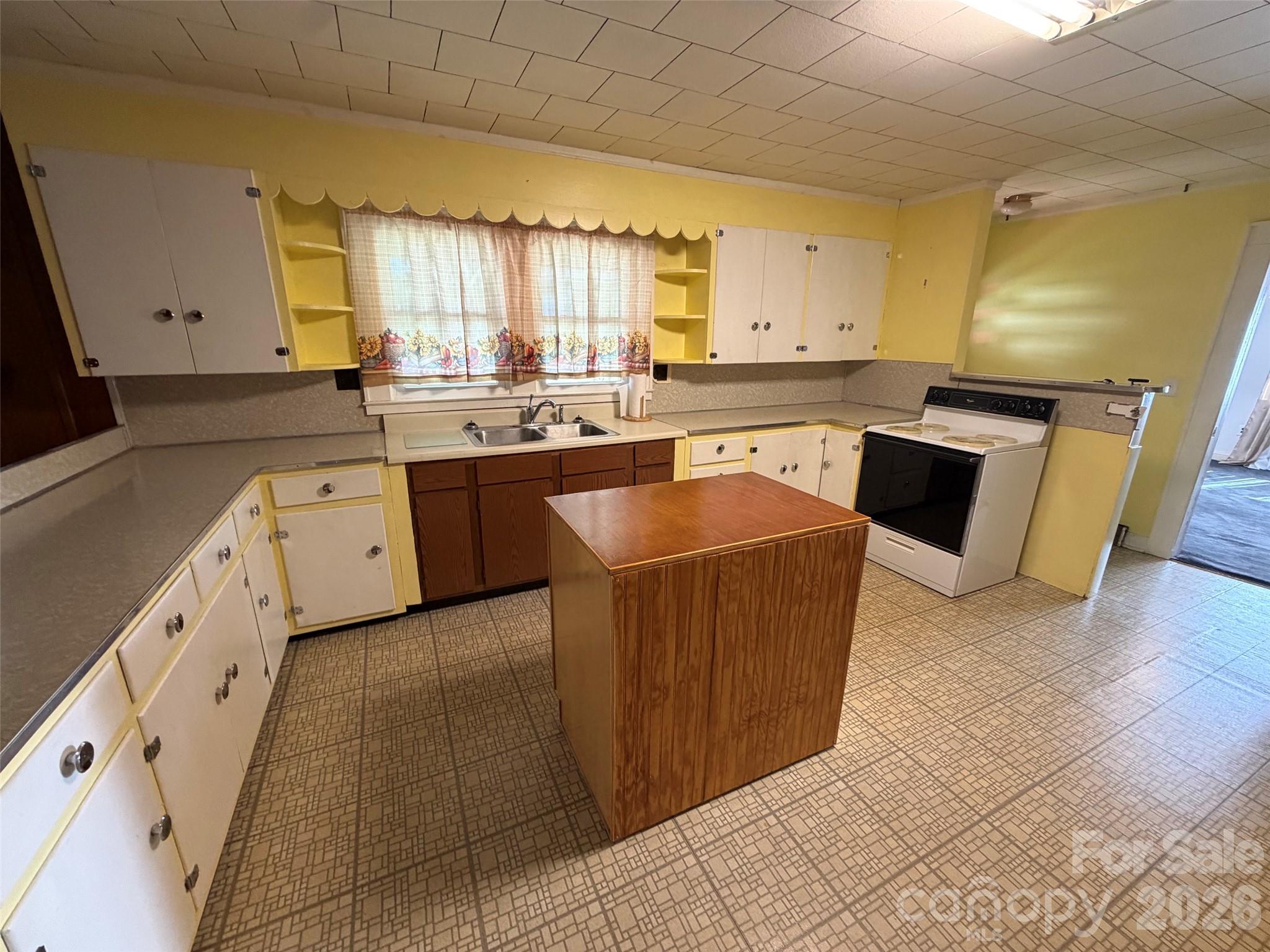 708 Carbon City Road Property Photo 6
