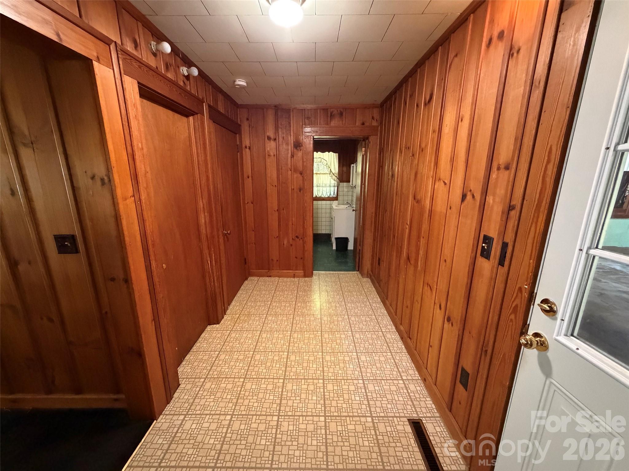 708 Carbon City Road Property Photo 9