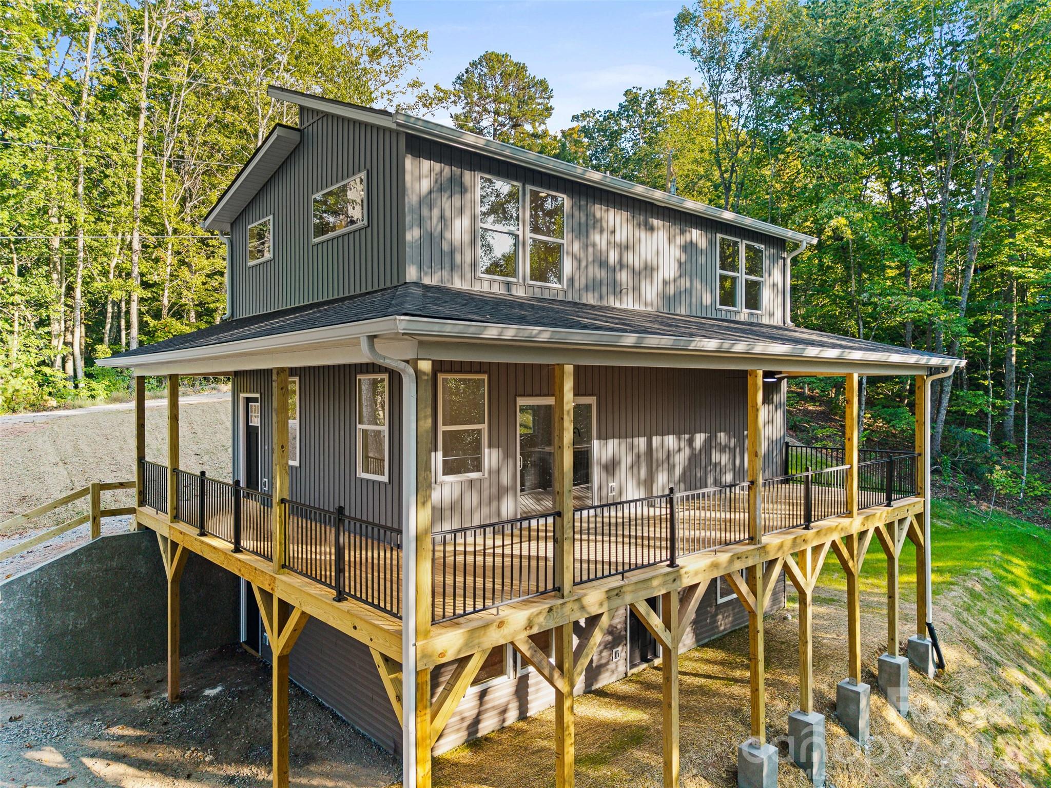160 Blossom Ridge Property Photo 1