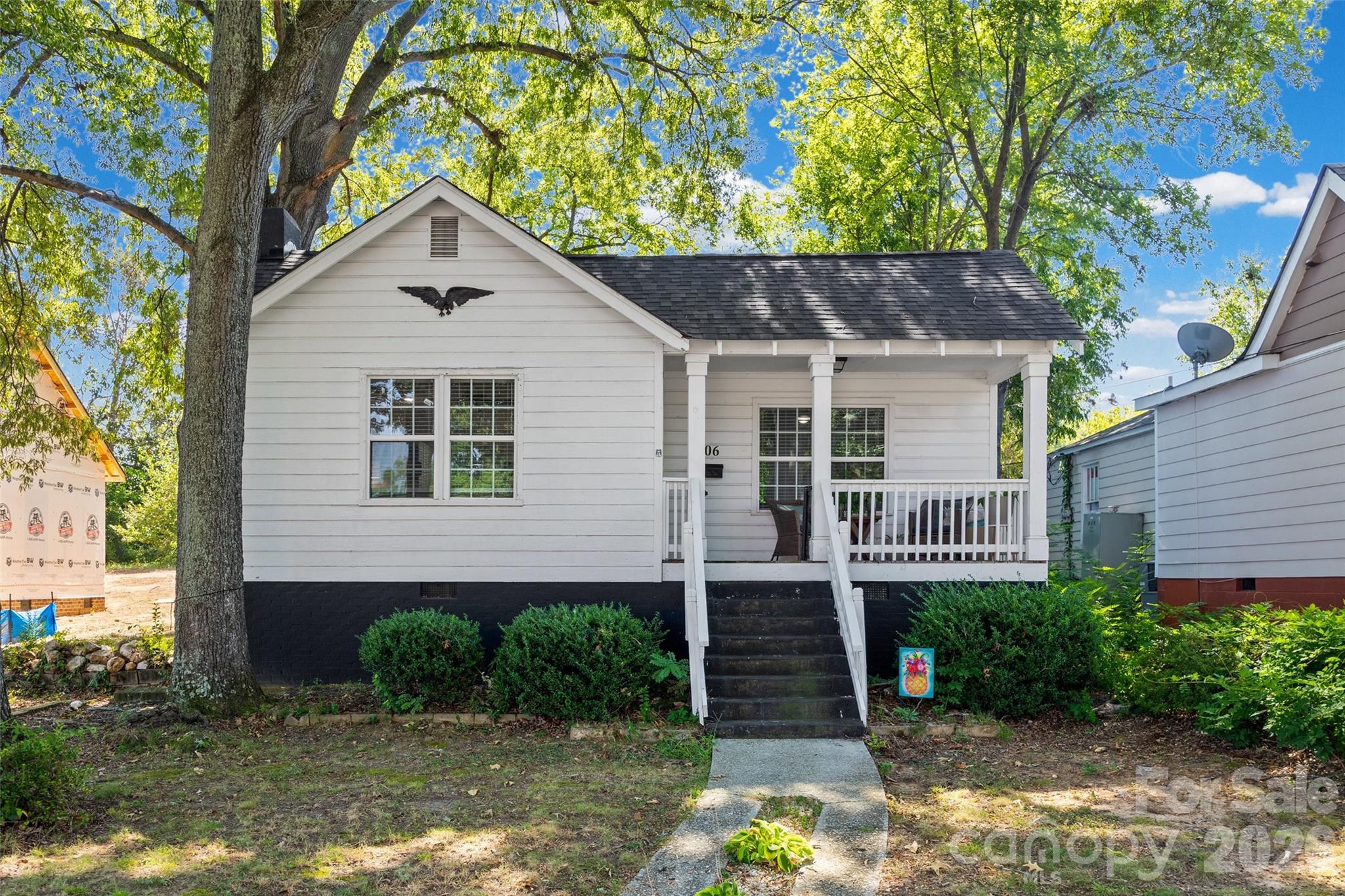 806 Cedar Street Property Photo 1