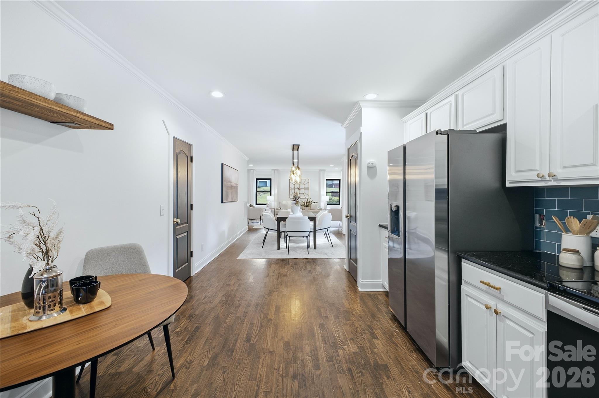 947 Everett Place Property Photo 19