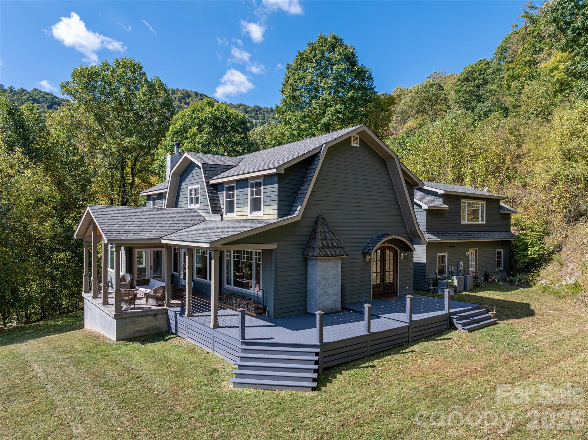 134 Luther Drive Property Photo 1