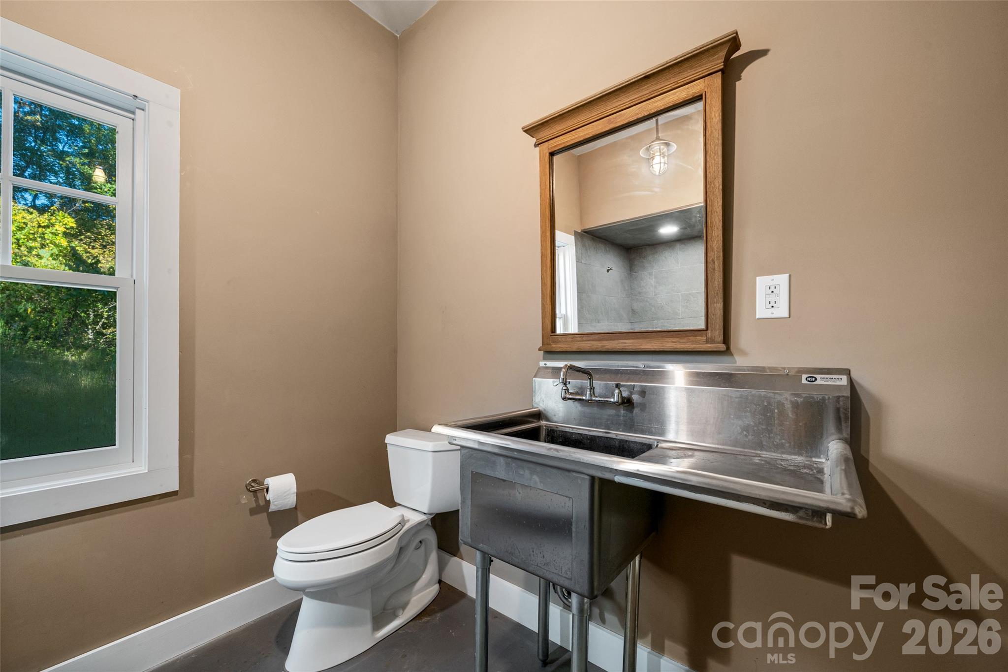 134 Luther Drive Property Photo 41