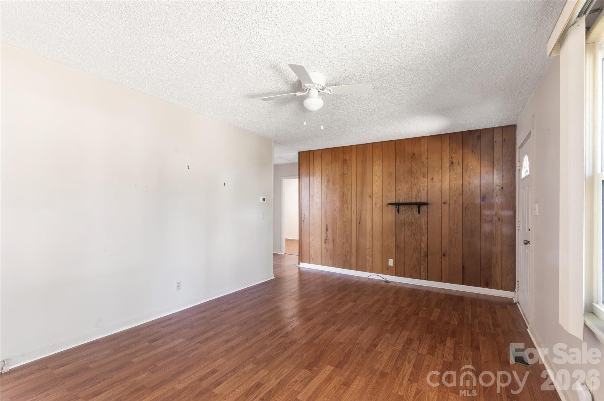 27 Trowbridge Lane Property Photo 5