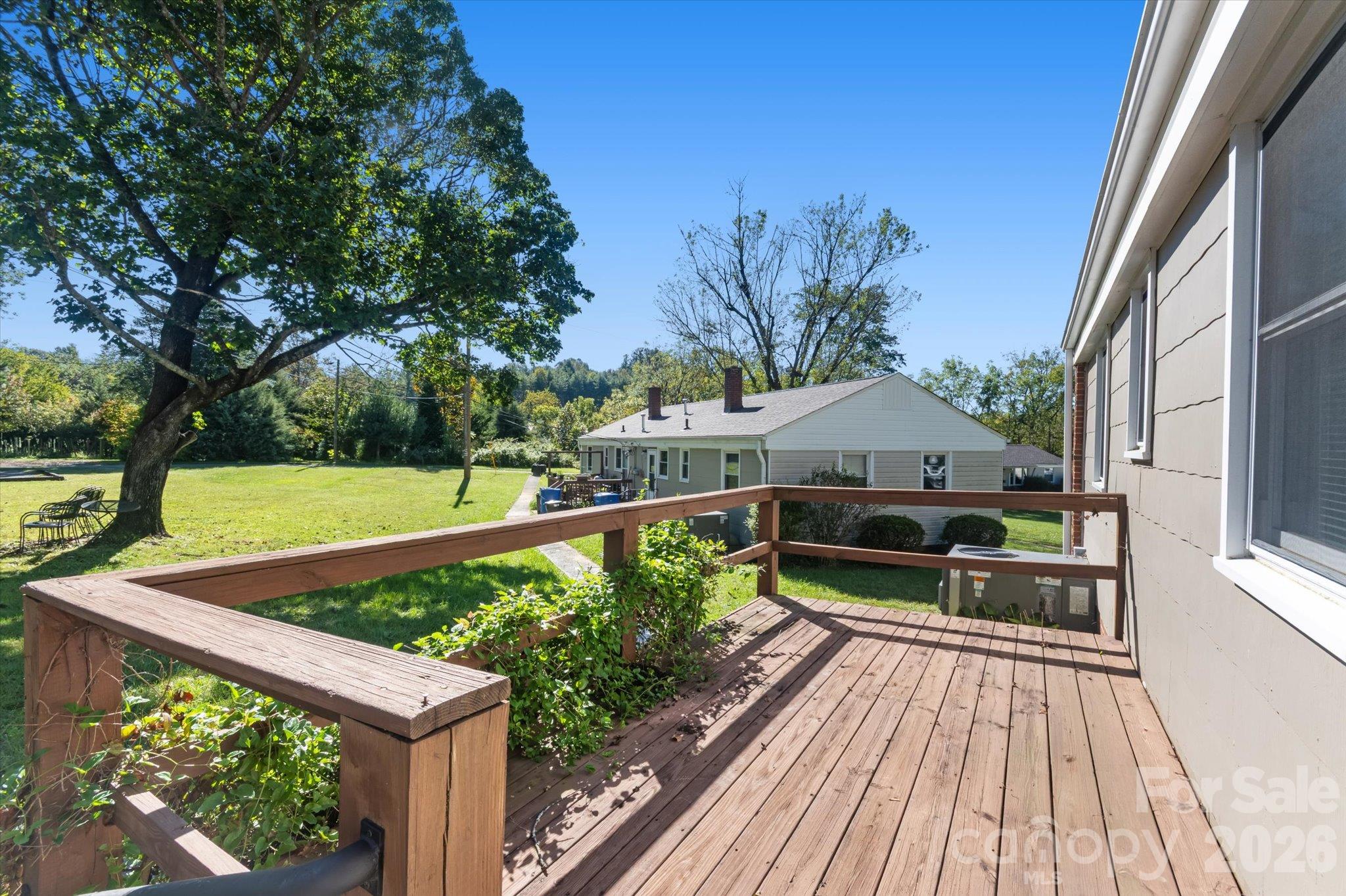 27 Trowbridge Lane Property Photo 23