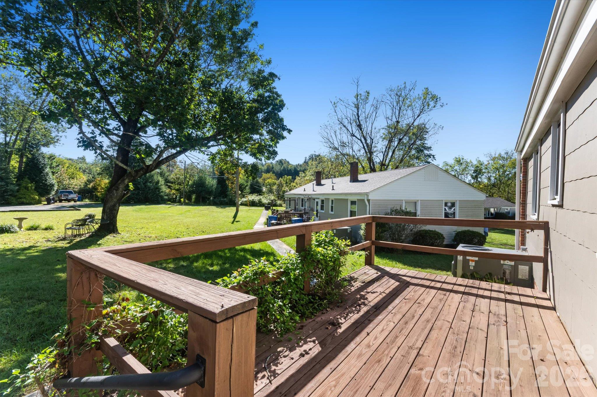 27 Trowbridge Lane Property Photo 24