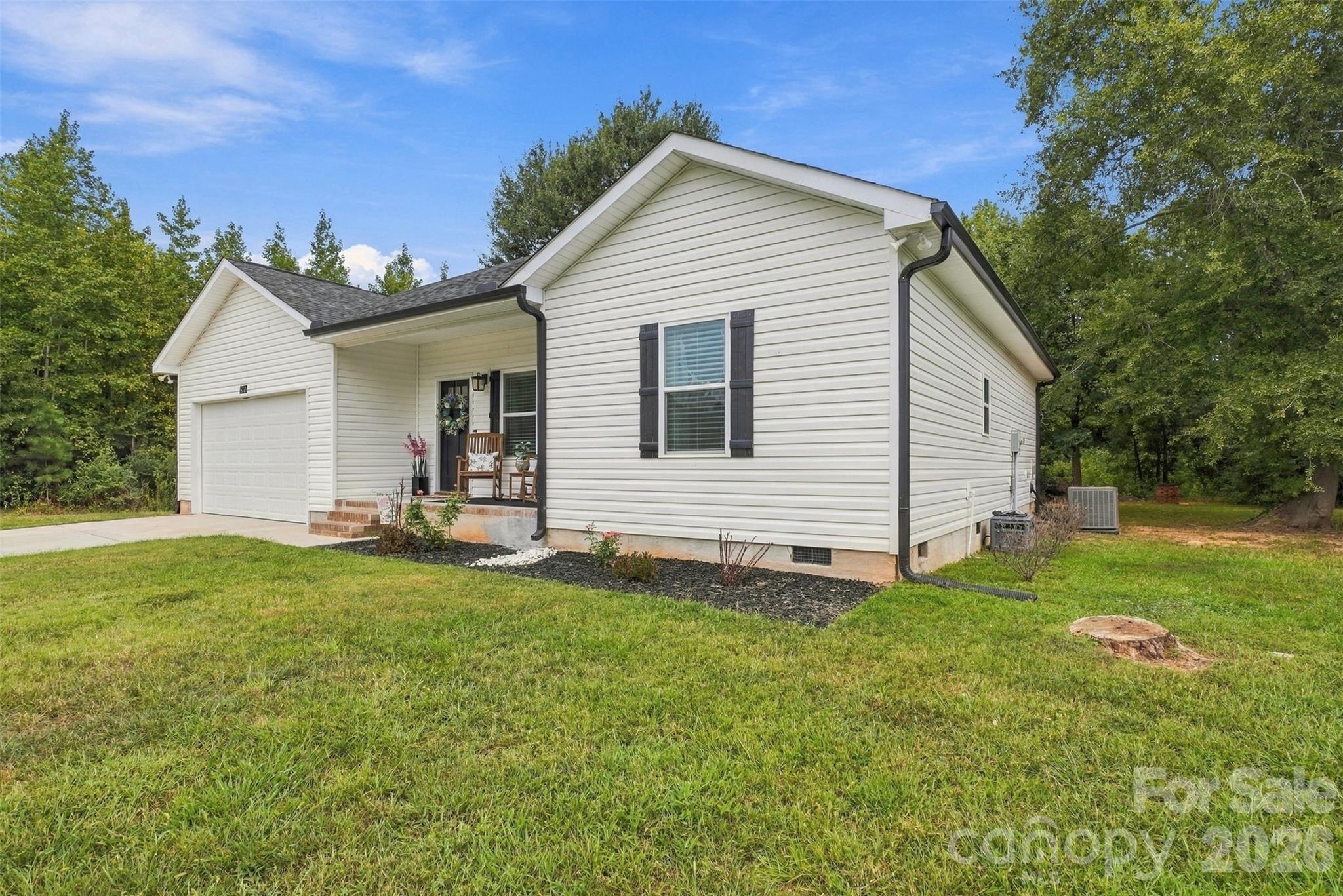 620 Murdock Road Property Photo 5
