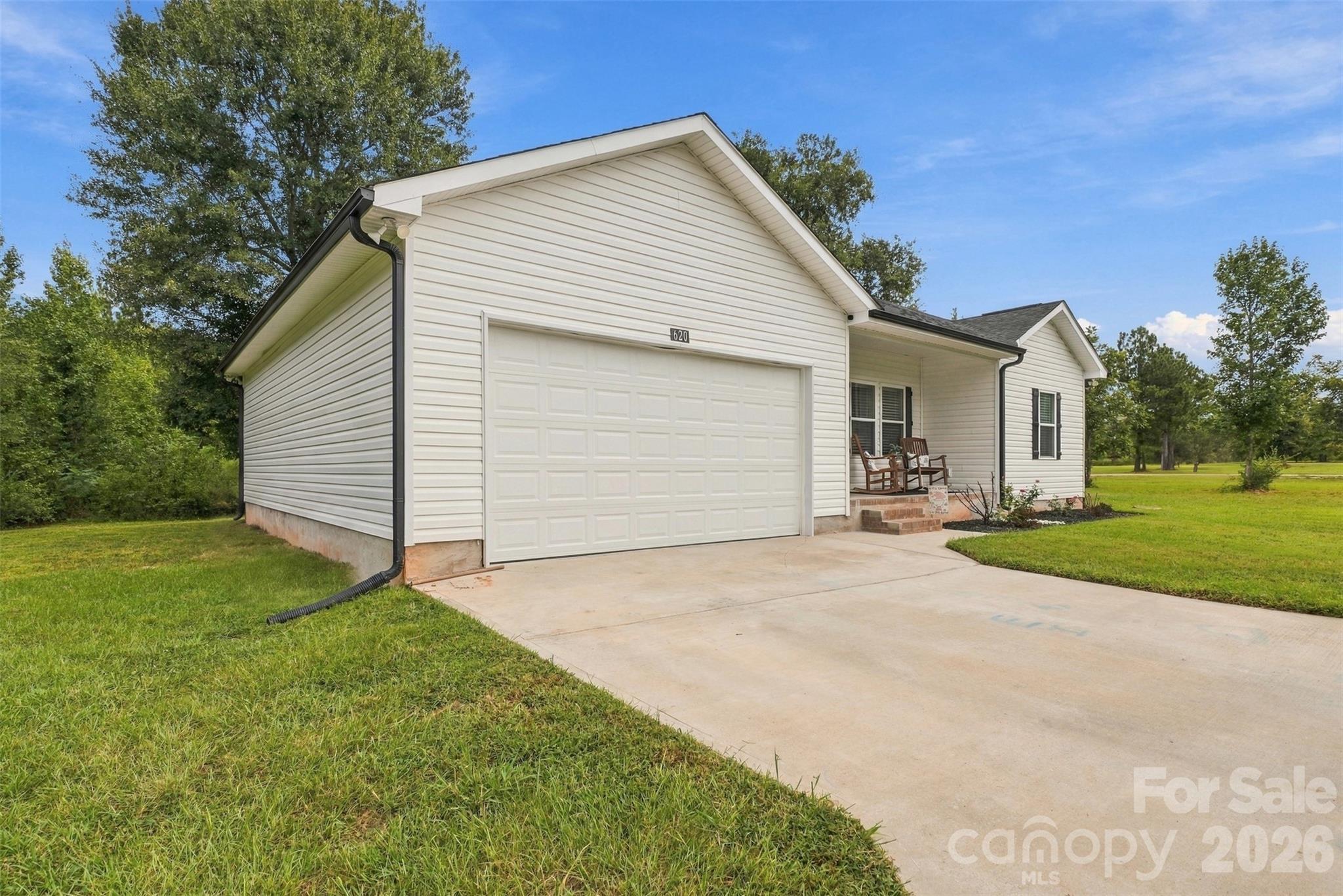 620 Murdock Road Property Photo 7