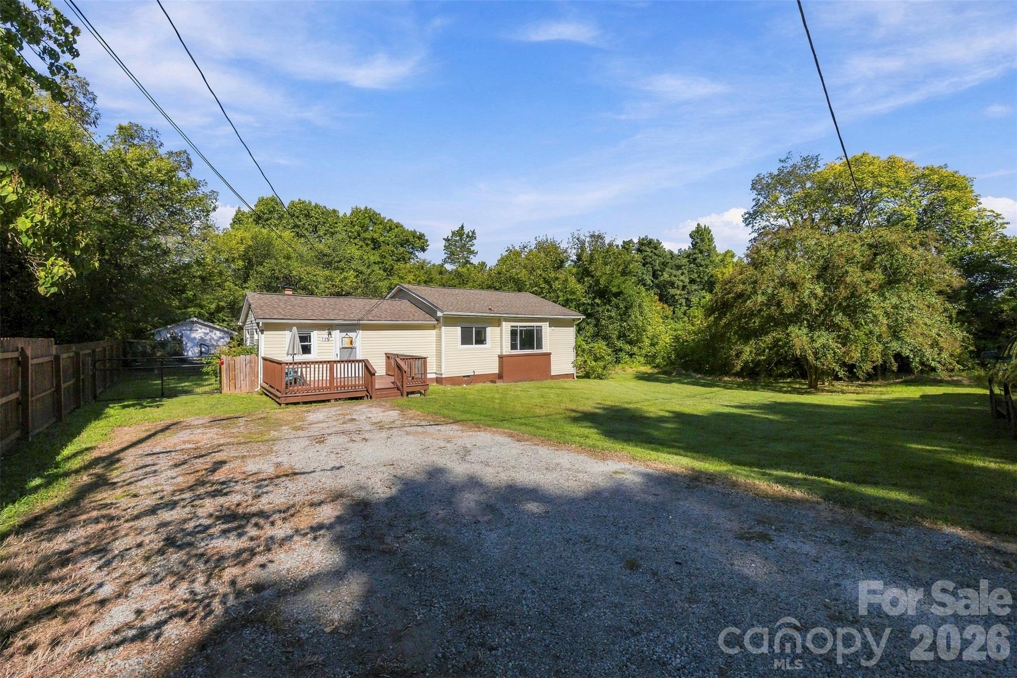 119 Walton Street Property Photo 2