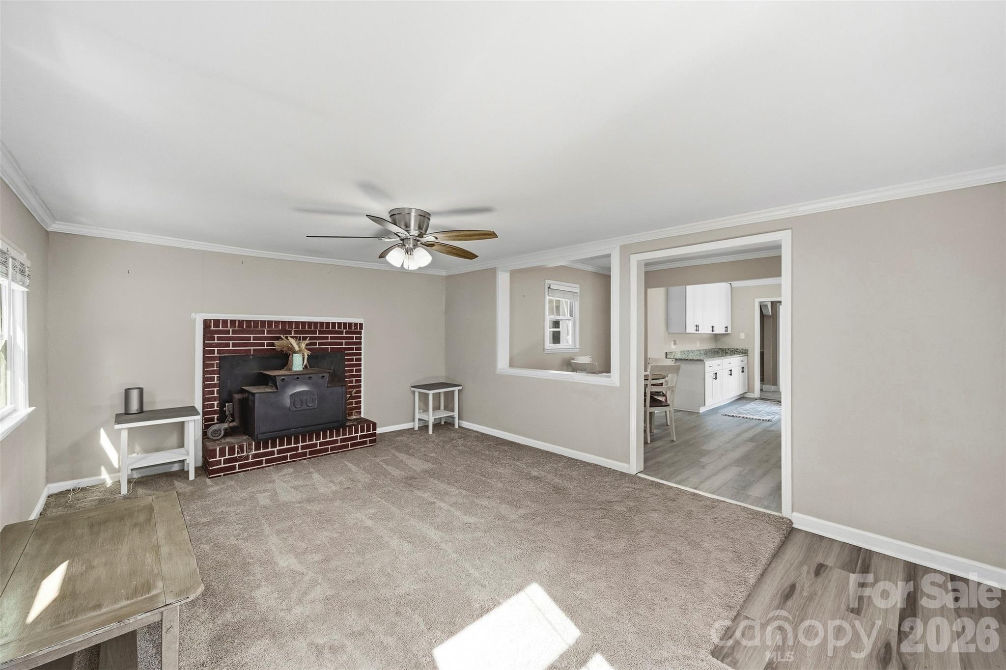 119 Walton Street Property Photo 5