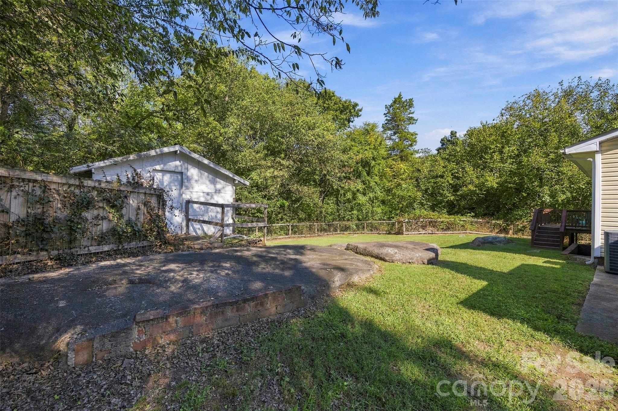 119 Walton Street Property Photo 29