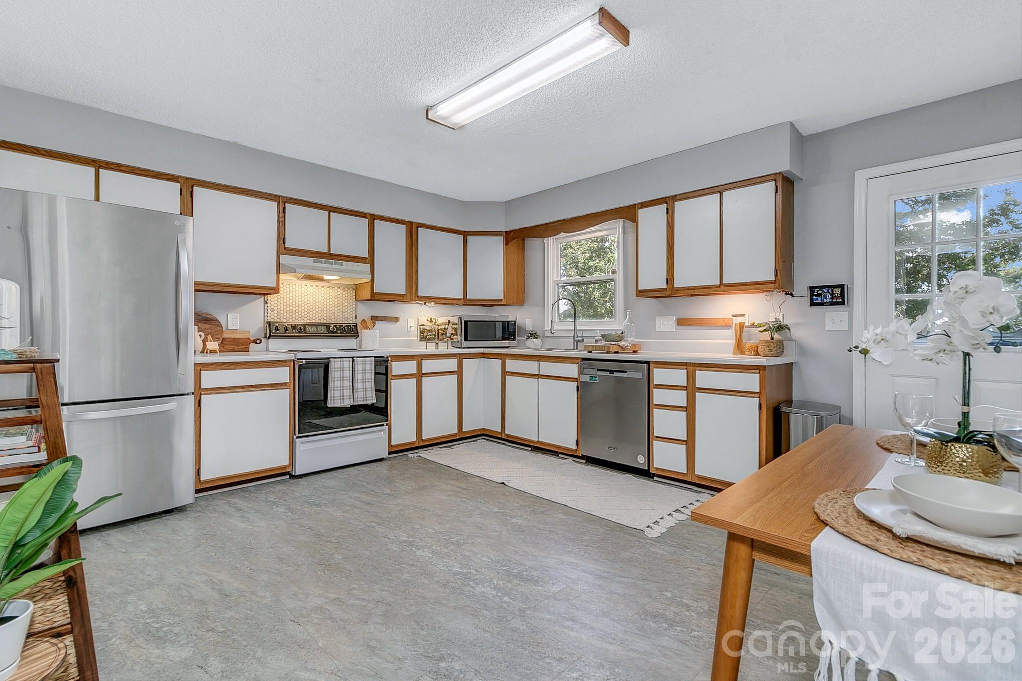 148 Stradley Mountain Road Property Photo 8