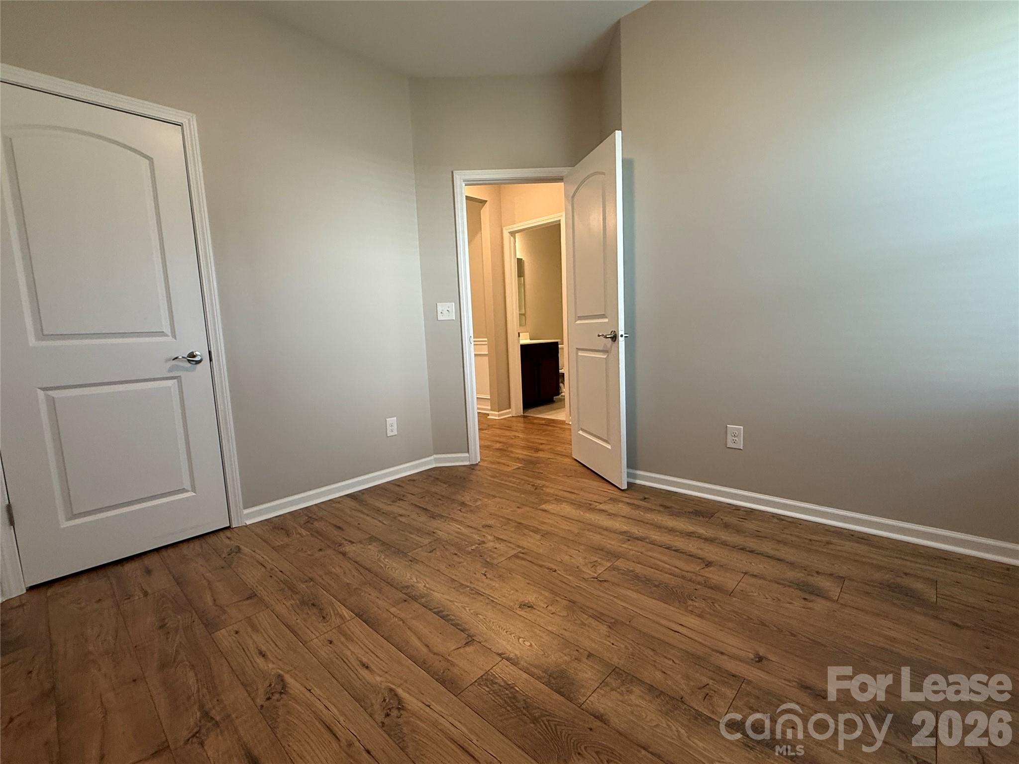 201 Old Harbor Drive Property Photo 12