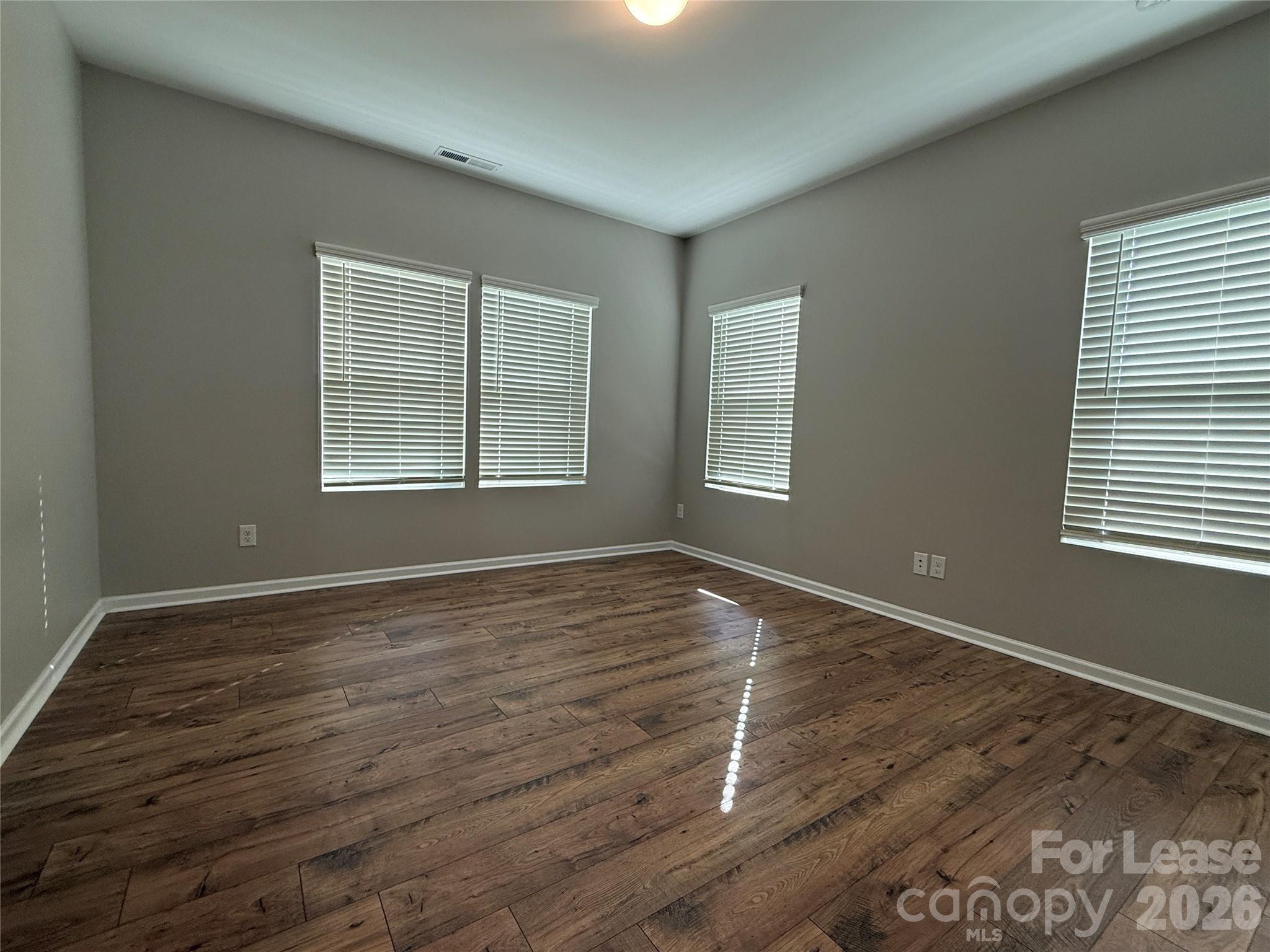 201 Old Harbor Drive Property Photo 26