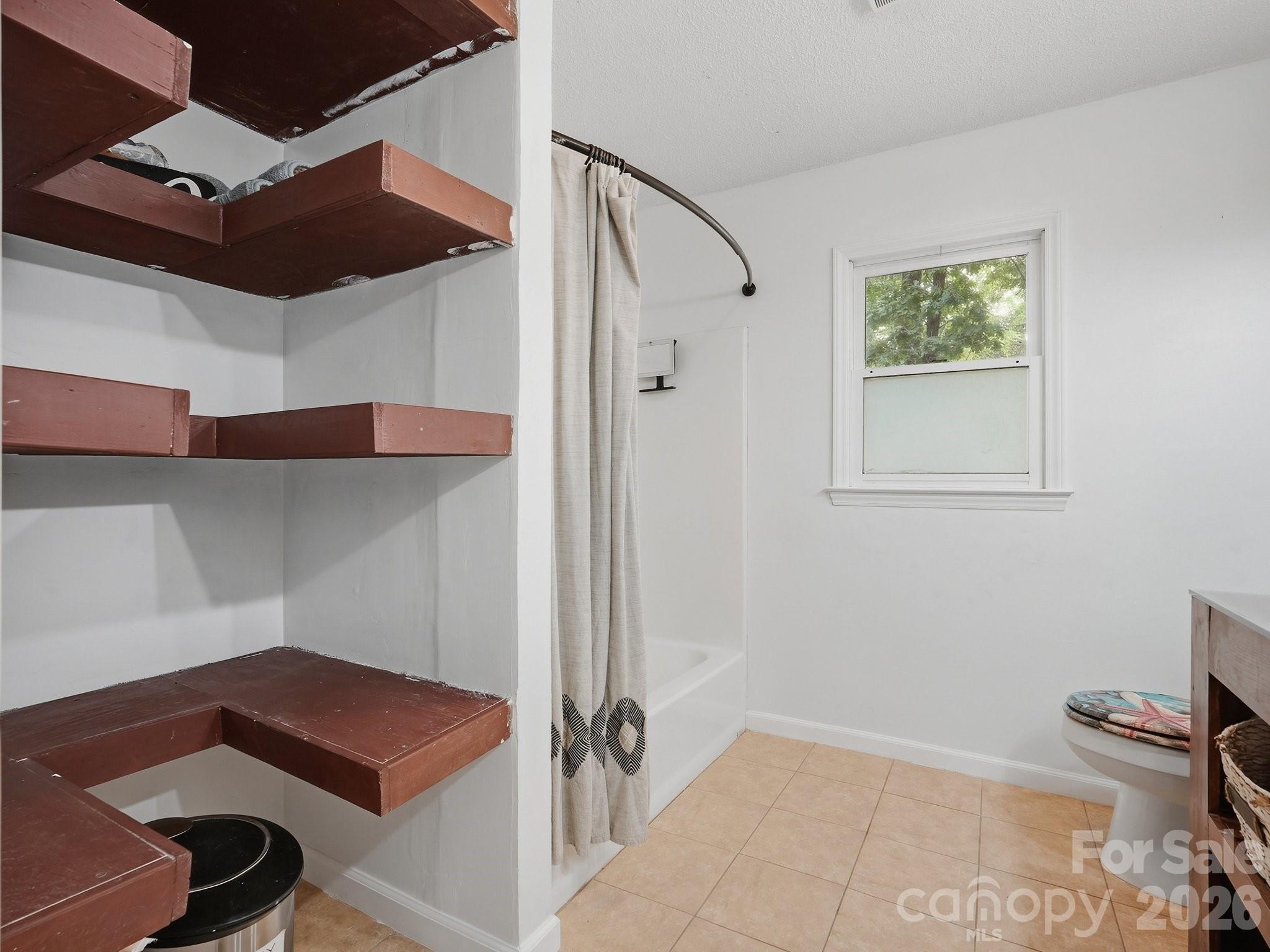 504 Birnamwood Court Property Photo 18
