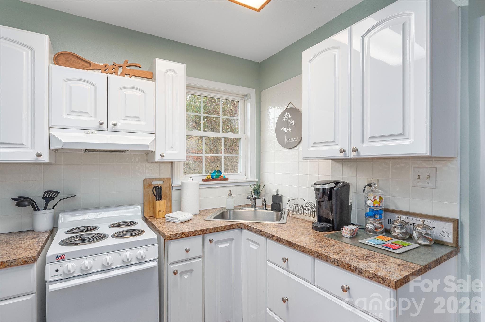 223 Davidson Road Property Photo 5