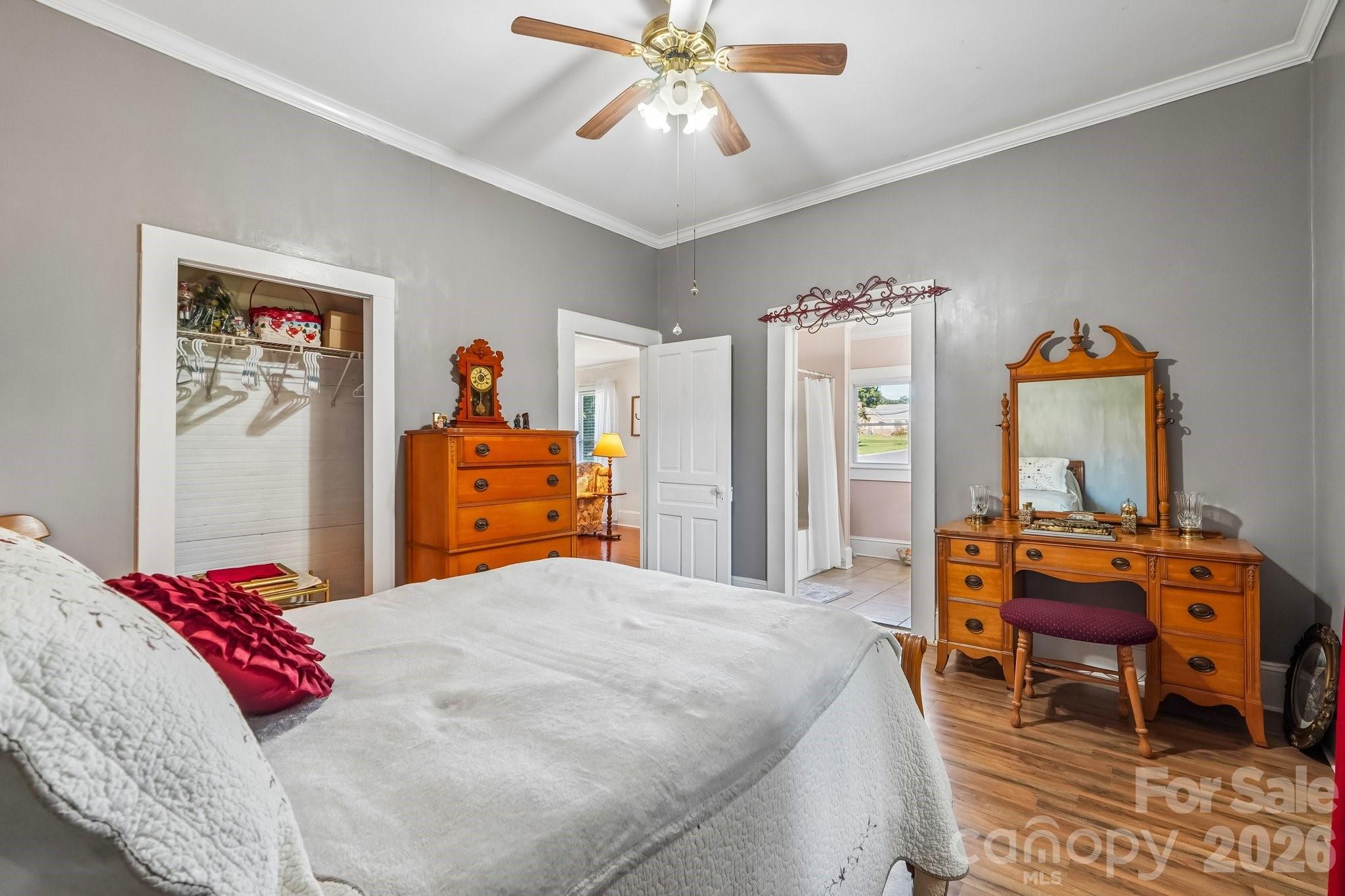500 N Chapel Street Property Photo 14