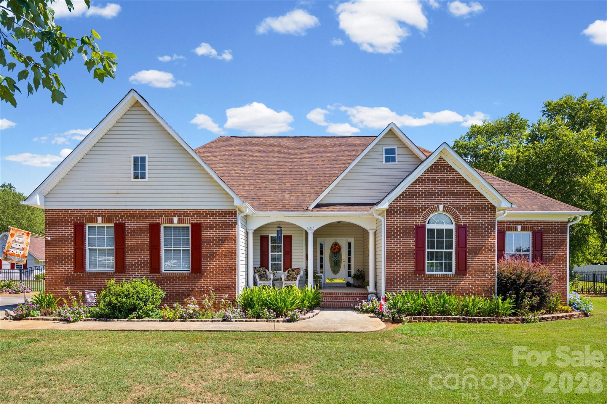 4913 Carillon Court Property Photo 1