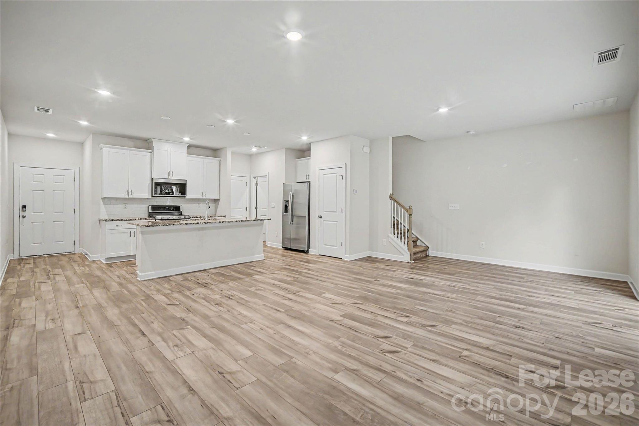 4425521 Property Photo 7
