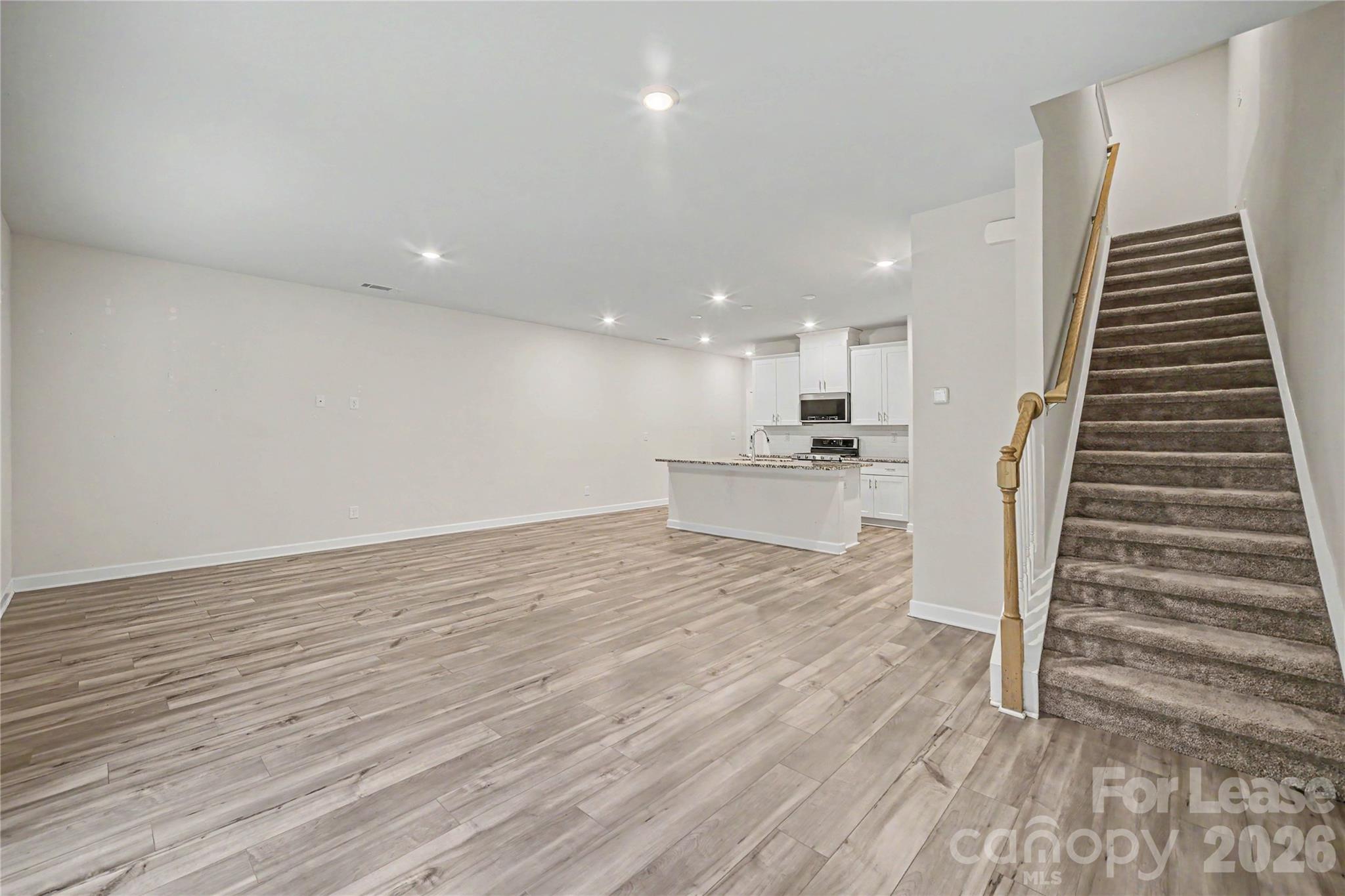4425521 Property Photo 8