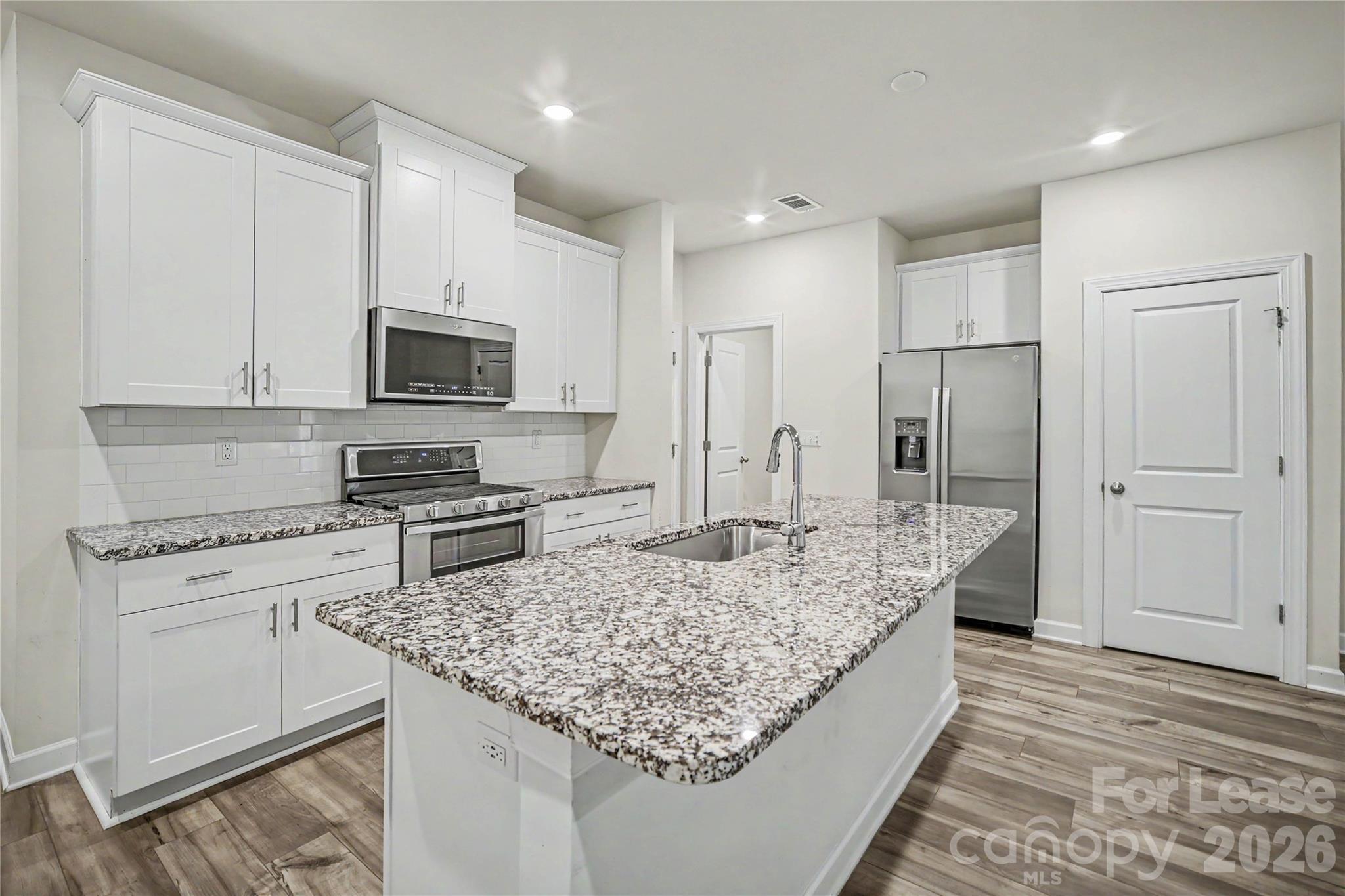 4425521 Property Photo 11