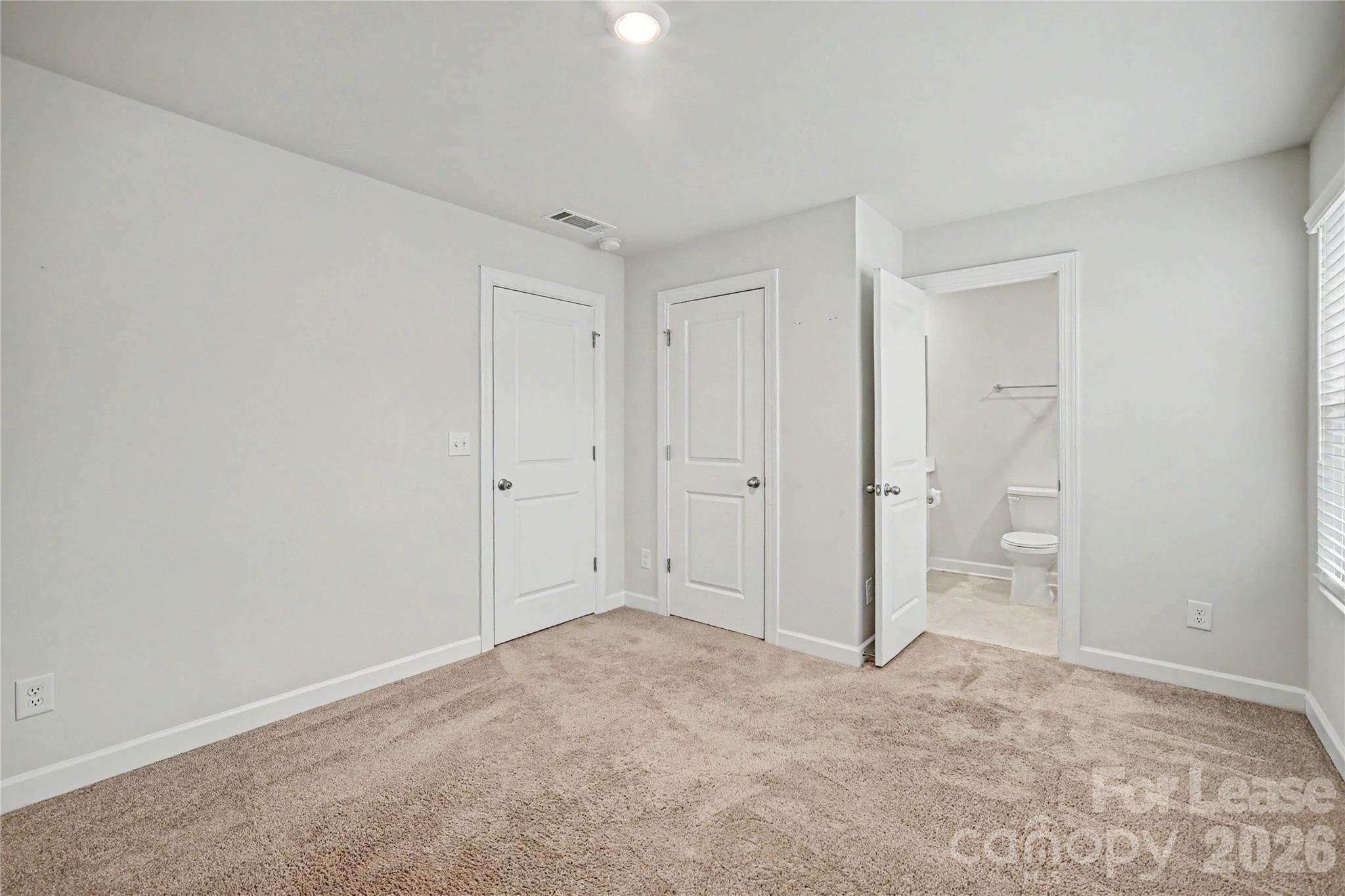 4425521 Property Photo 24