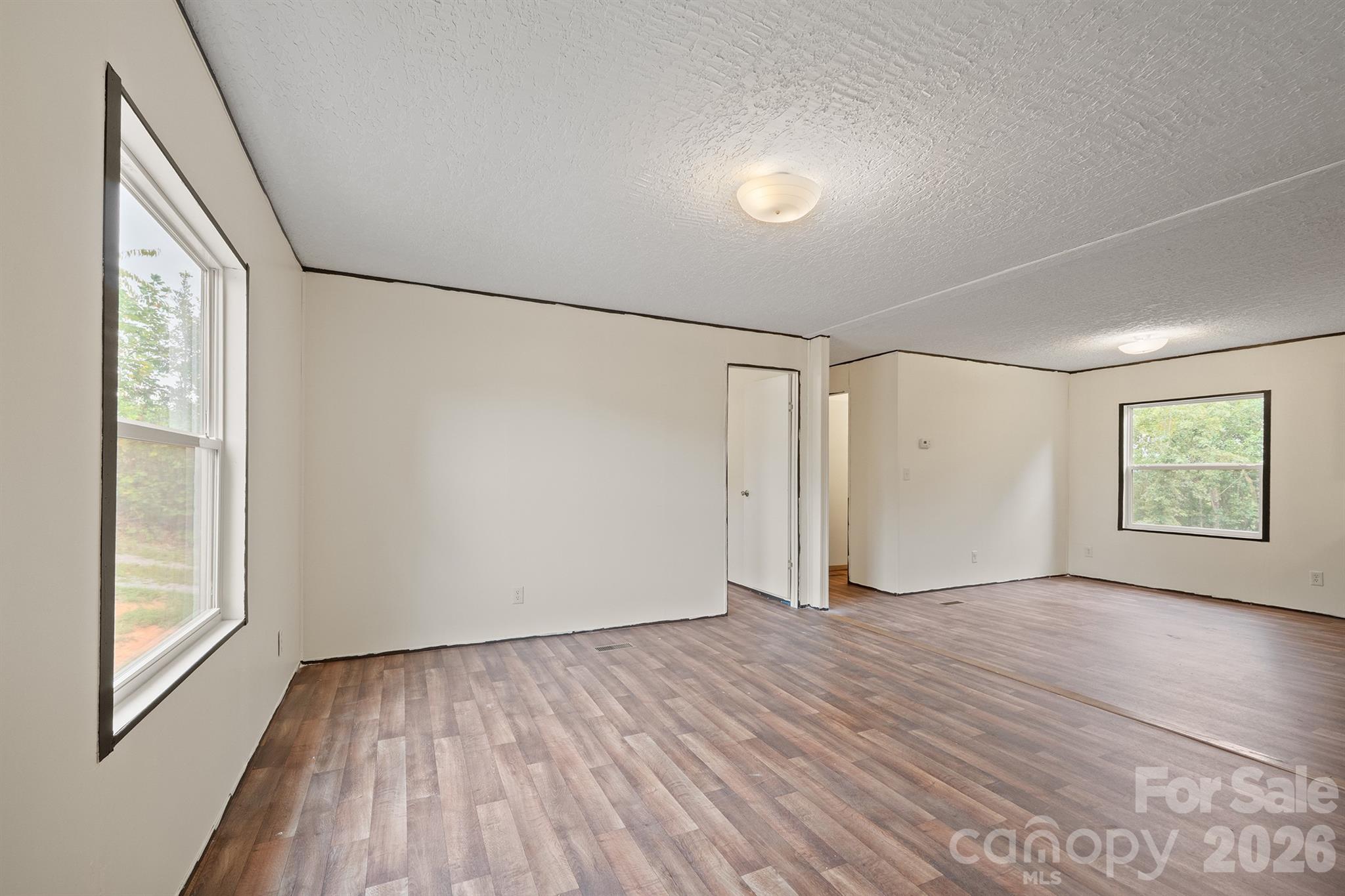 2913 Conner Circle Property Photo 4