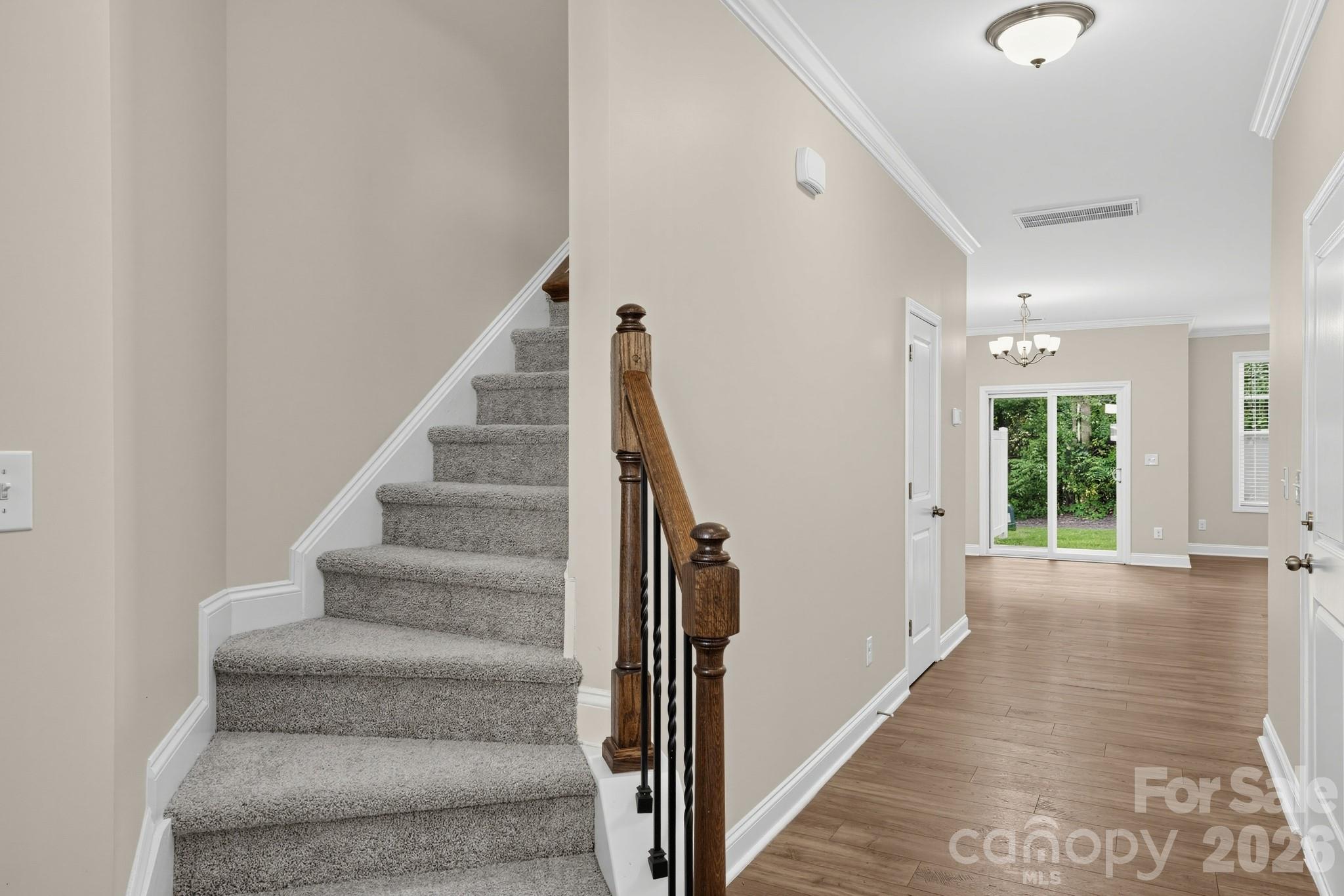 8727 Harris Lake Lane Property Photo 3