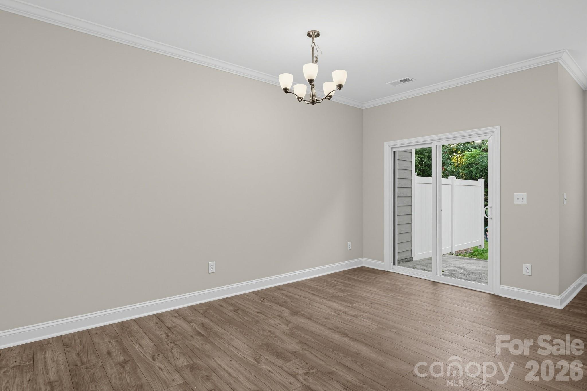 8727 Harris Lake Lane Property Photo 8