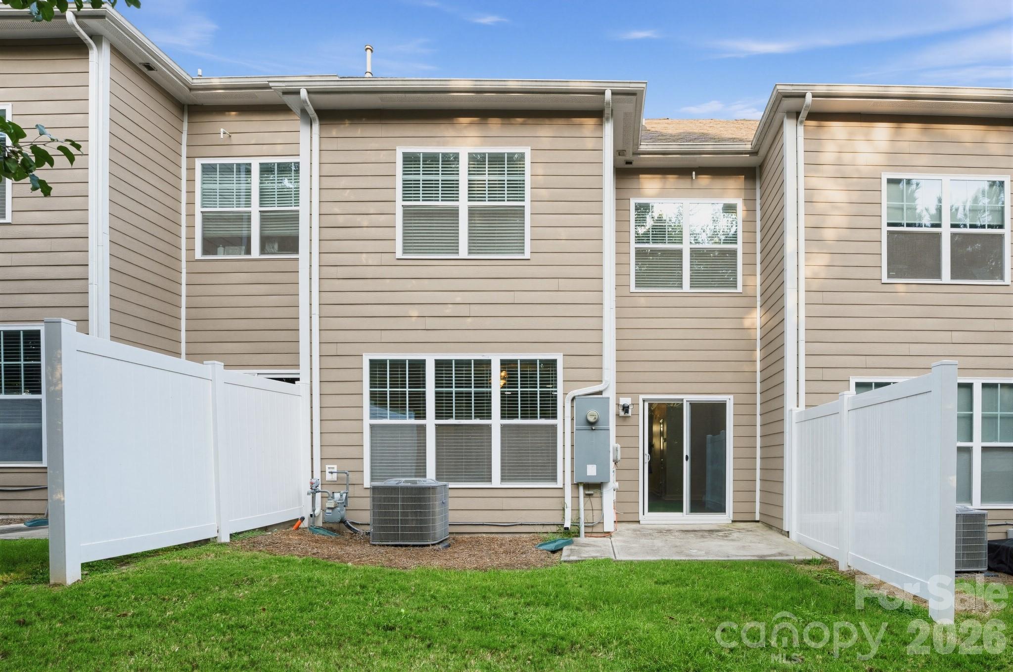 8727 Harris Lake Lane Property Photo 15
