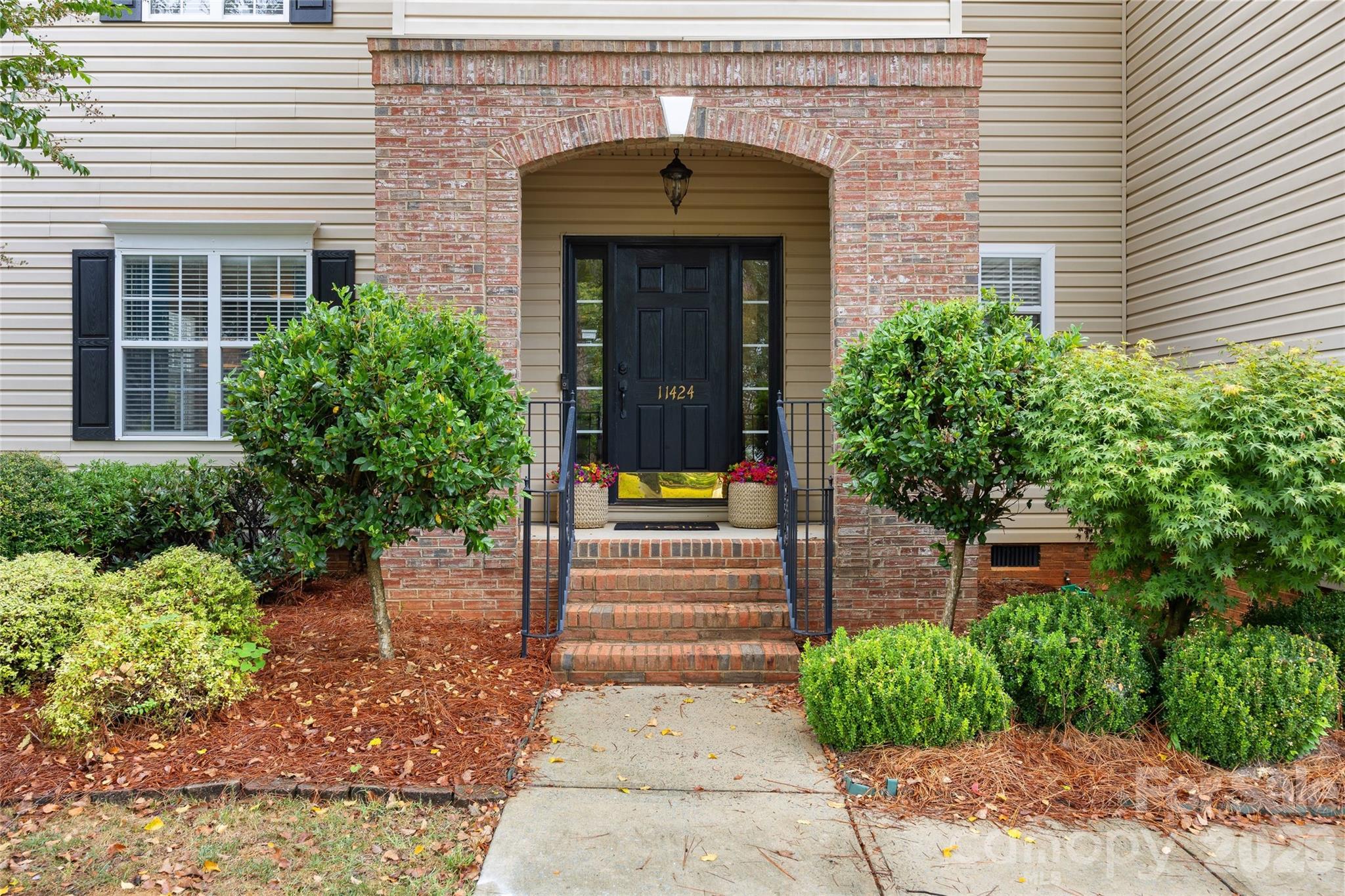 11424 Innes Court Property Photo 3
