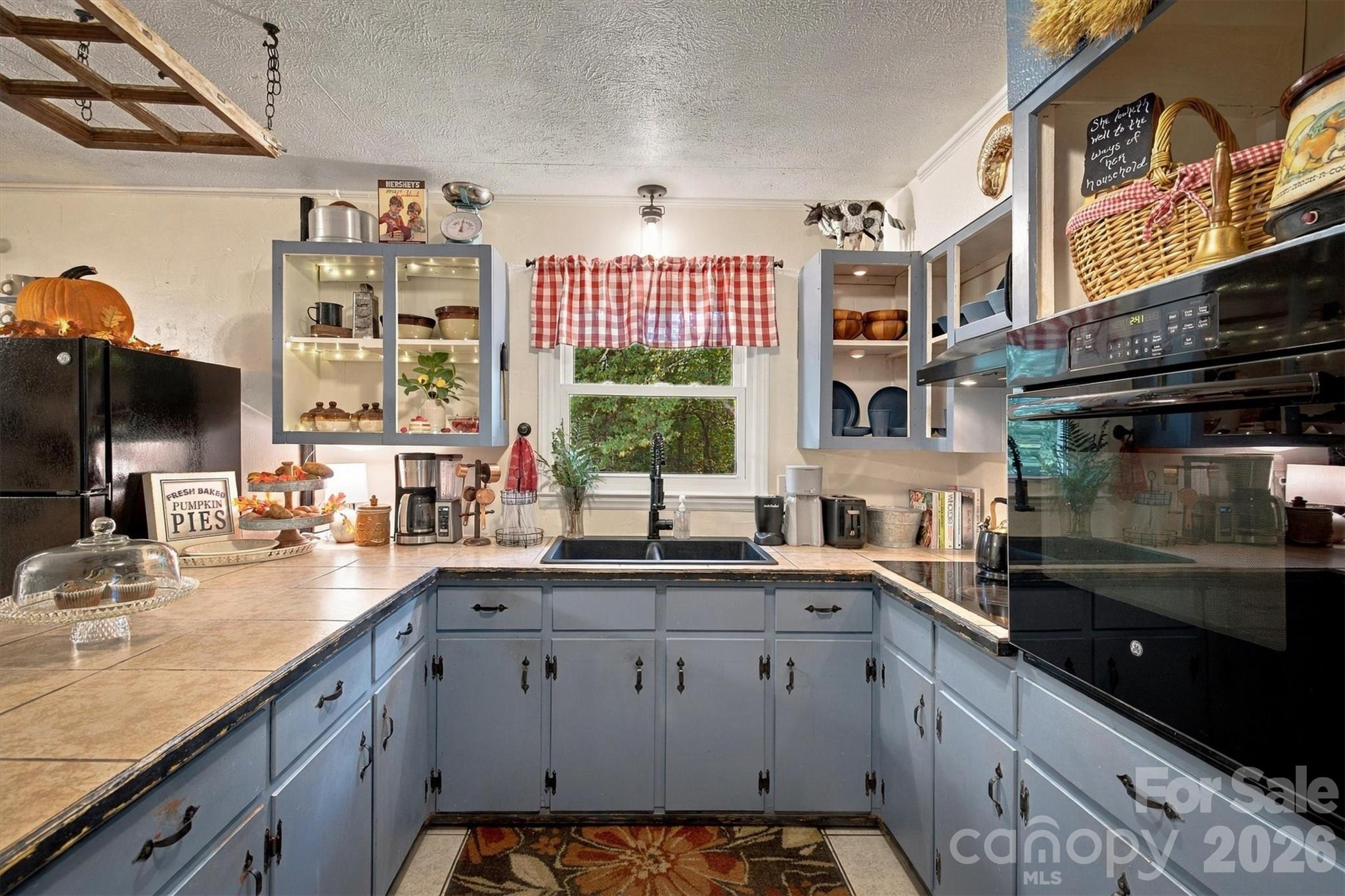 4753 Calico Road Property Photo 2