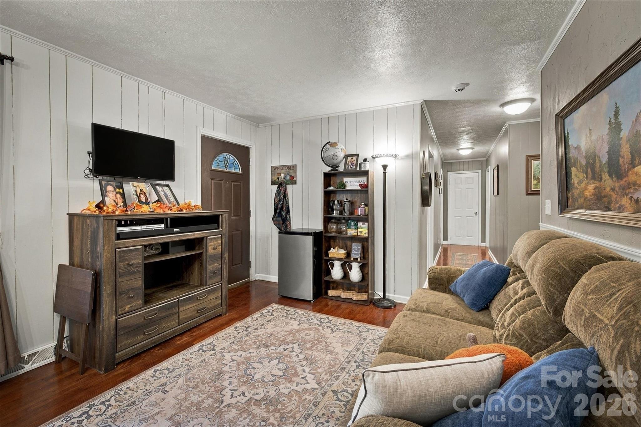 4753 Calico Road Property Photo 5