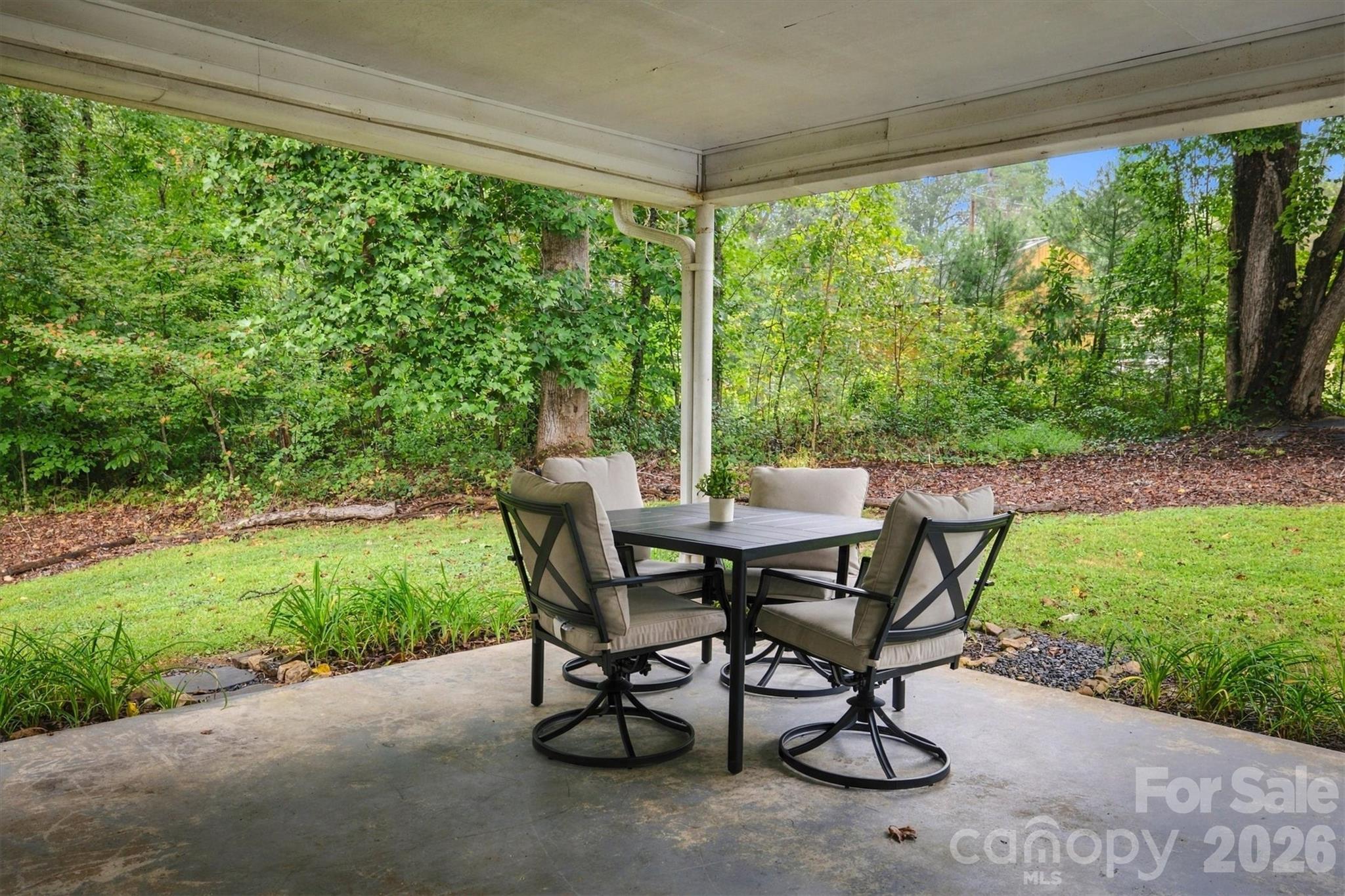 4753 Calico Road Property Photo 9
