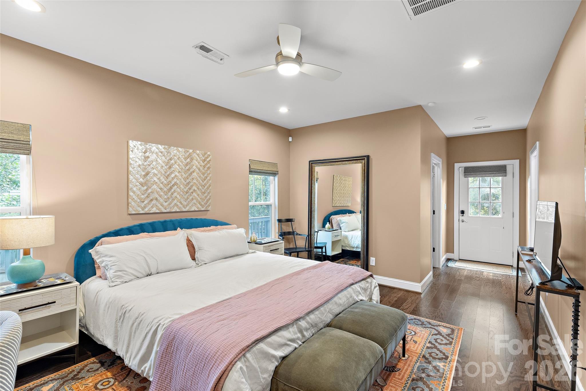 515 State Street Property Photo 11