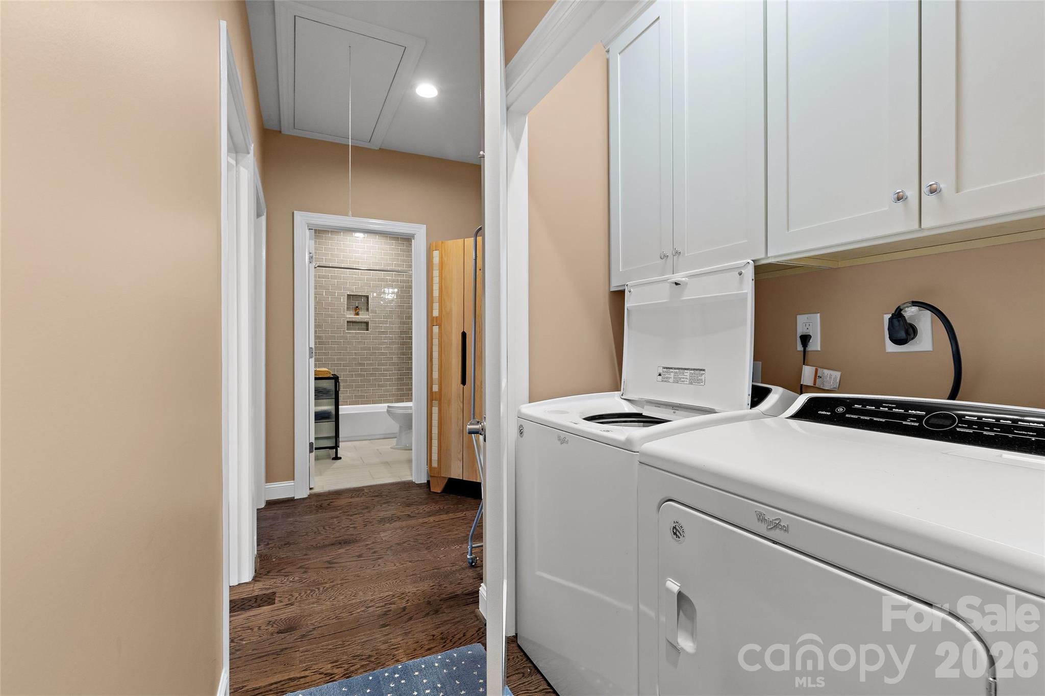 515 State Street Property Photo 17