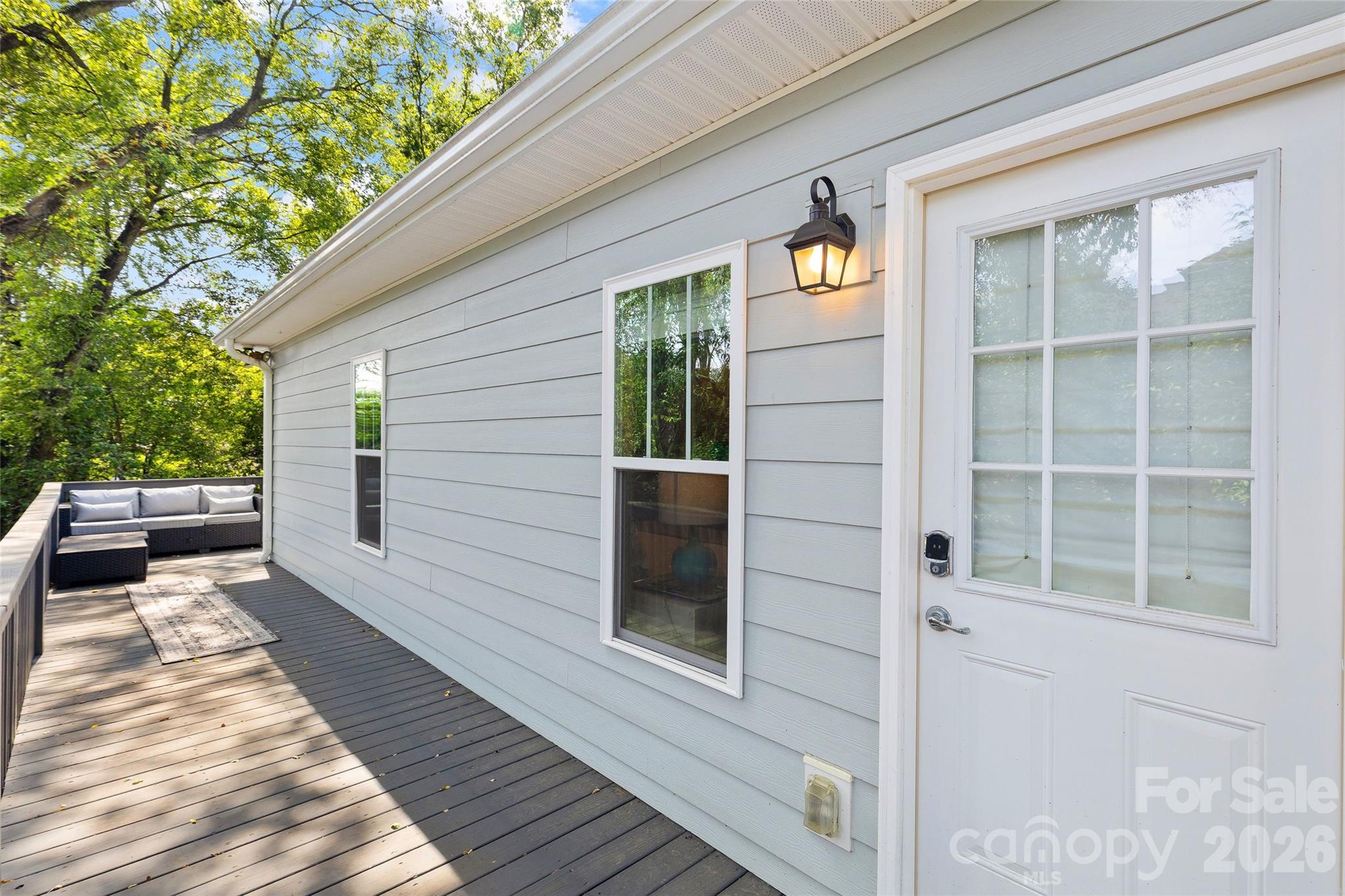 515 State Street Property Photo 20